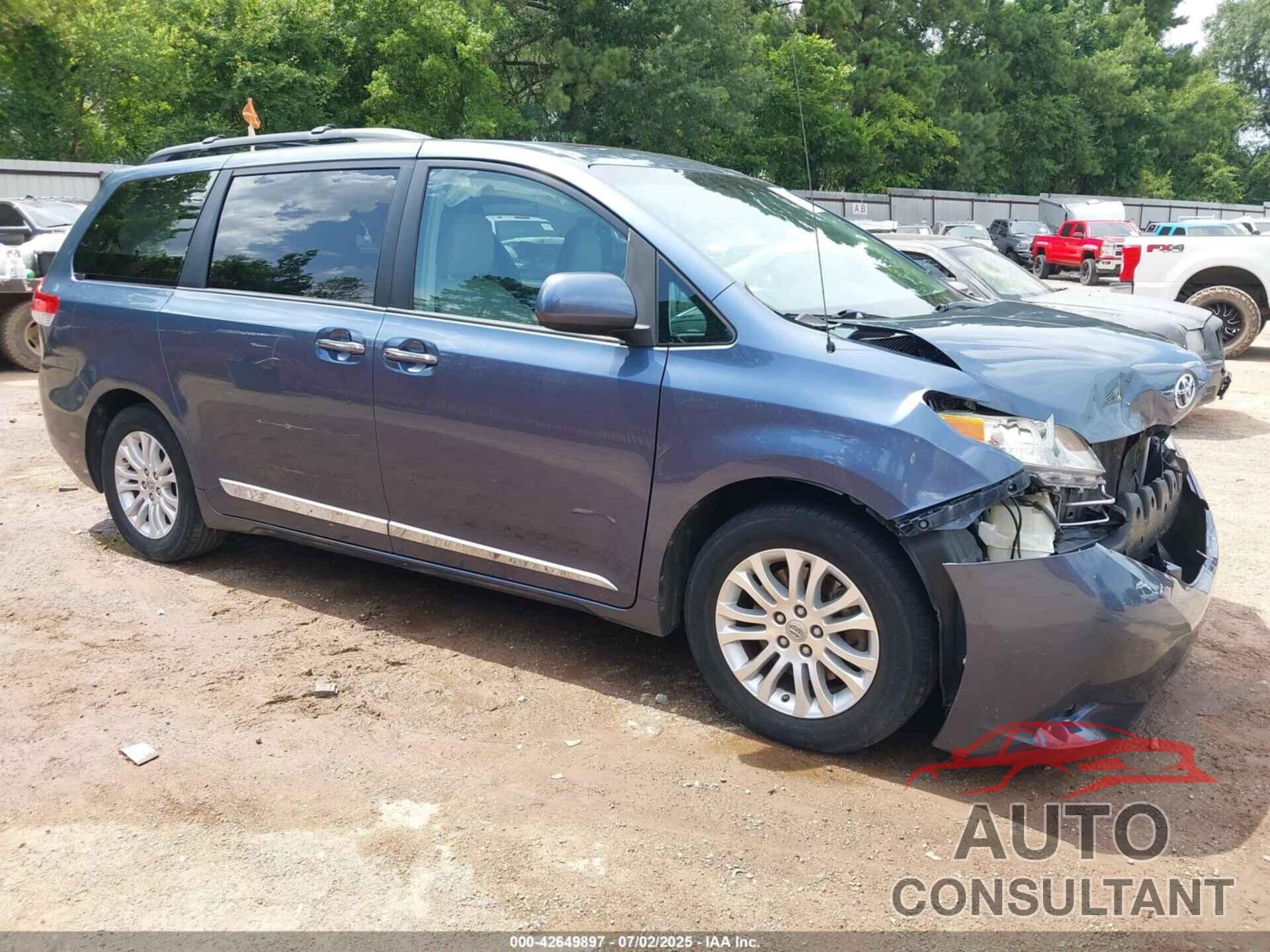 TOYOTA SIENNA 2014 - 5TDYK3DCXES471970