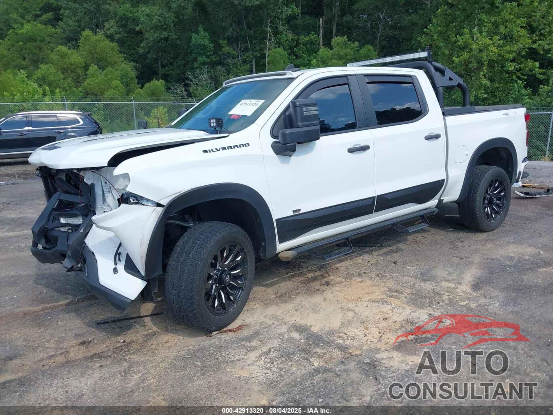 CHEVROLET SILVERADO 1500 2021 - 1GCPYBEK2MZ248068