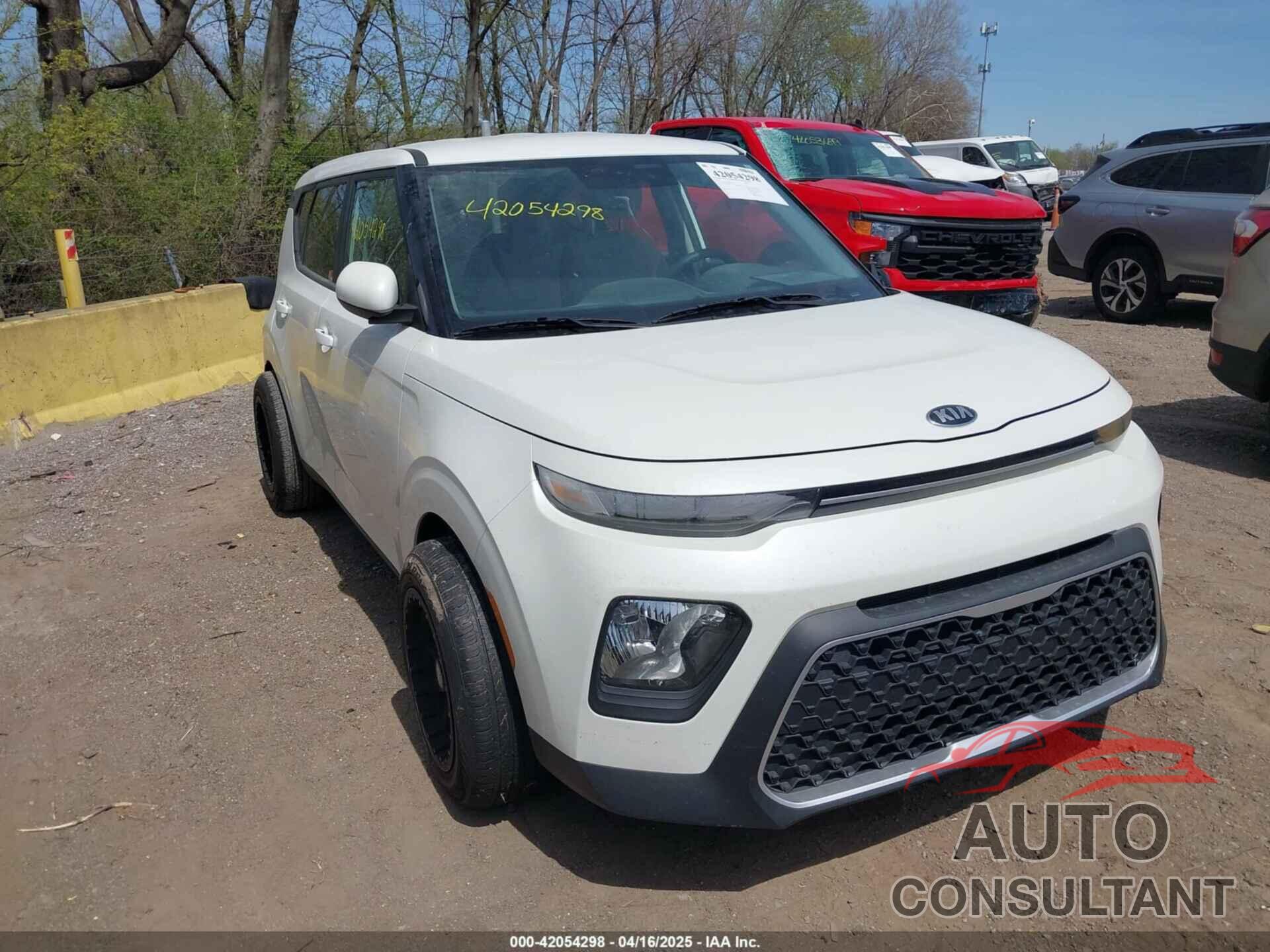 KIA SOUL 2021 - KNDJ23AU8M7772518