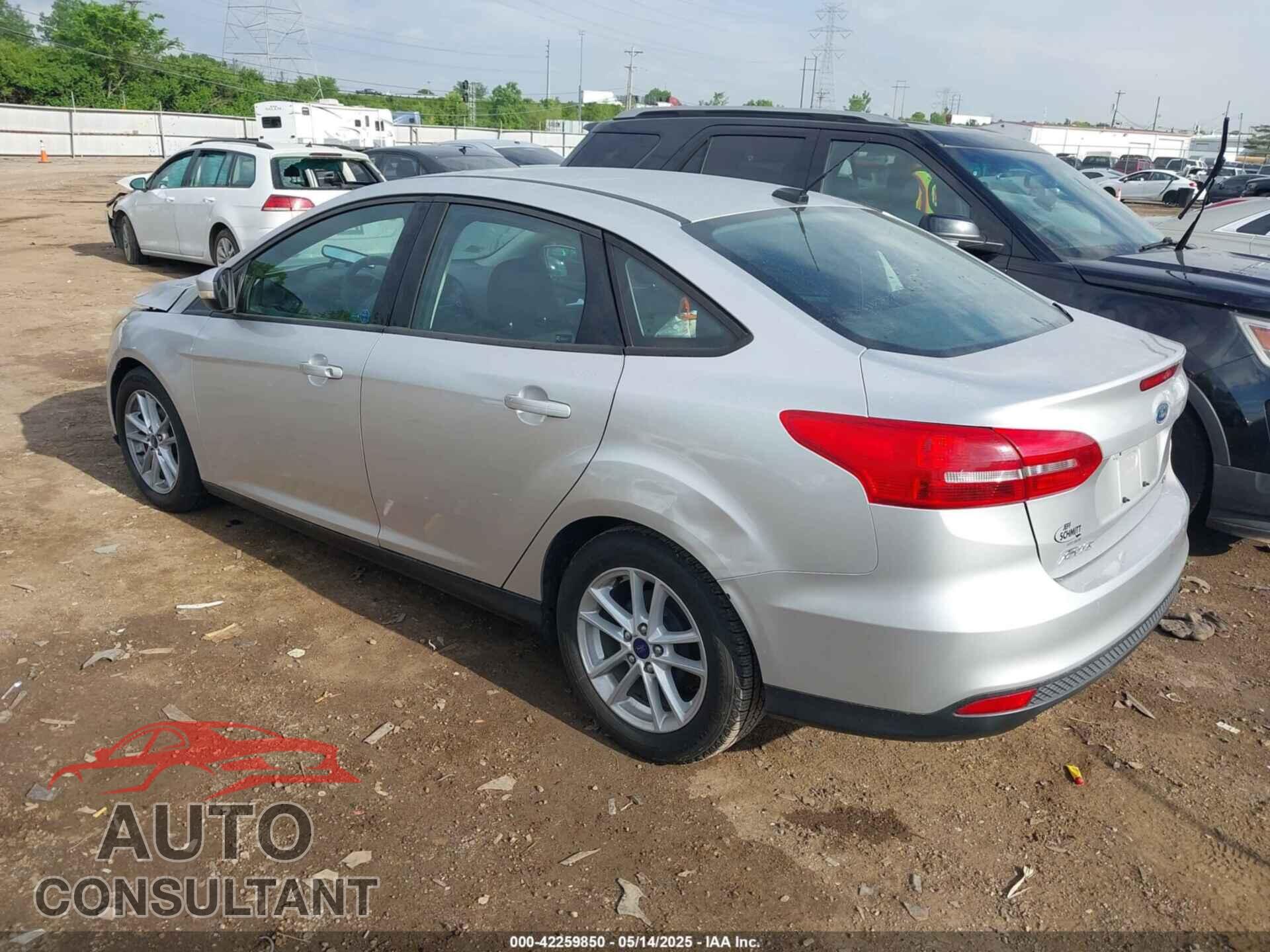 FORD FOCUS 2017 - 1FADP3F2XHL320241