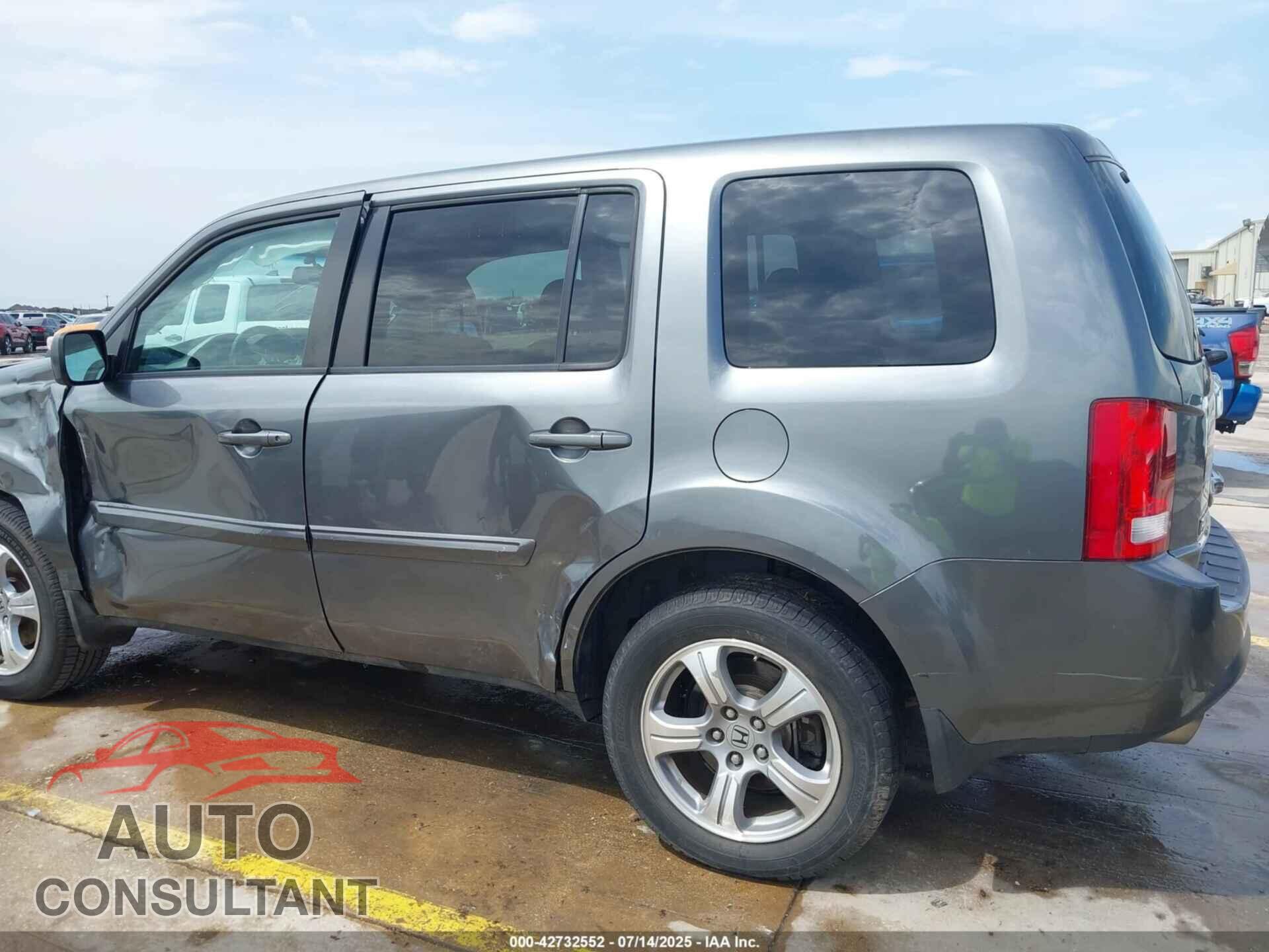HONDA PILOT 2013 - 5FNYF4H53DB077414