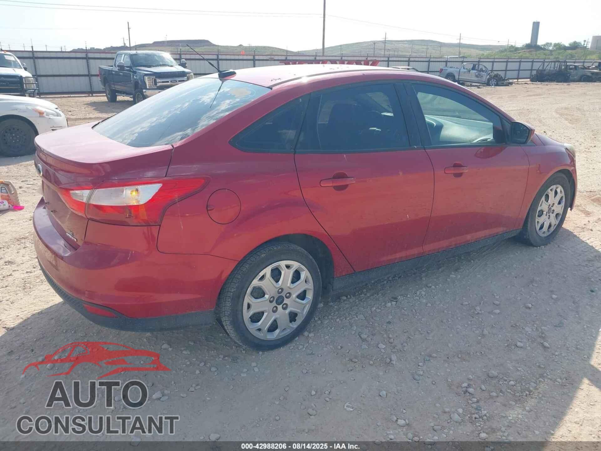 FORD FOCUS 2012 - 1FAHP3F20CL385982