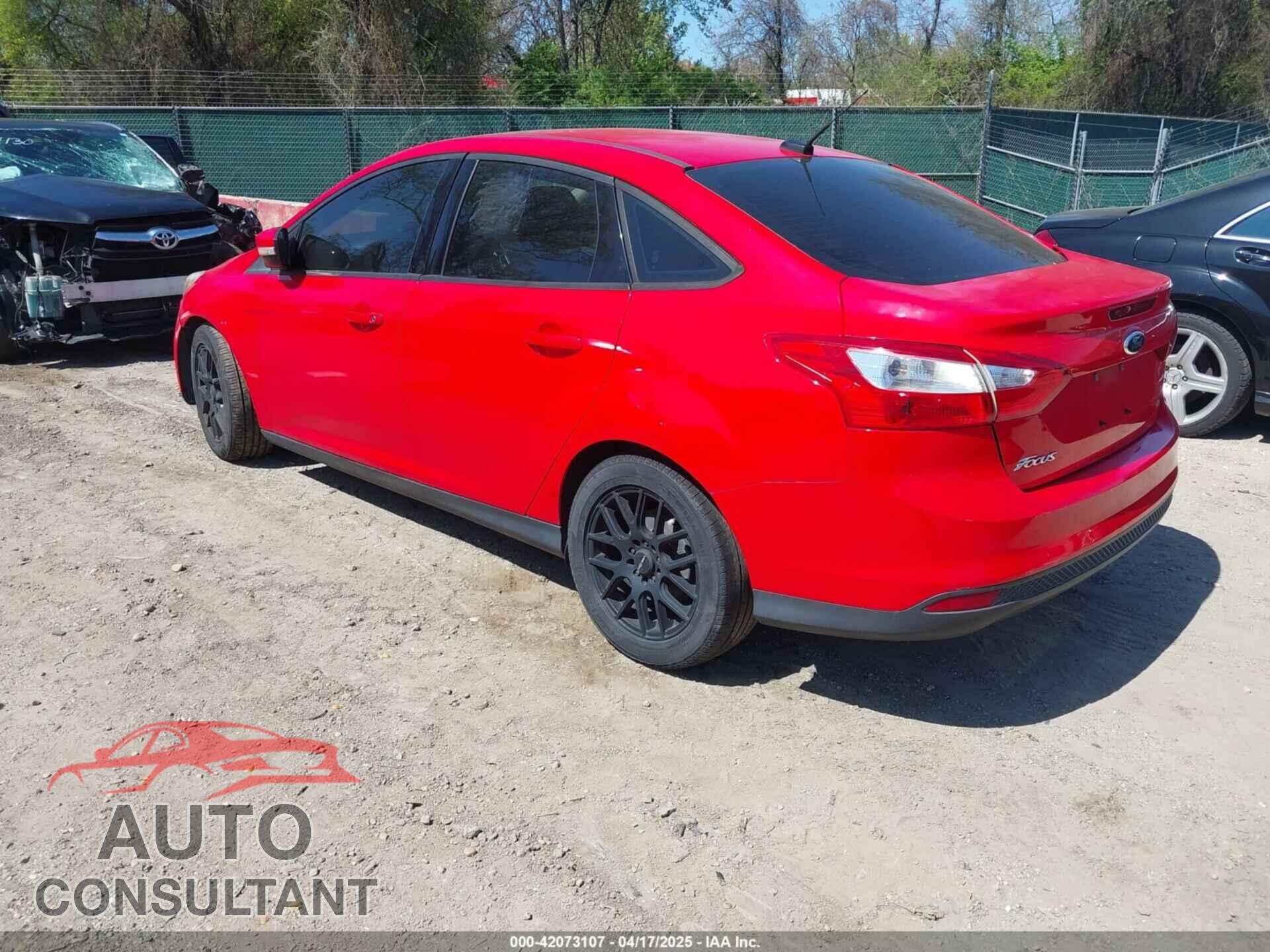FORD FOCUS 2014 - 1FADP3F2XELI64830