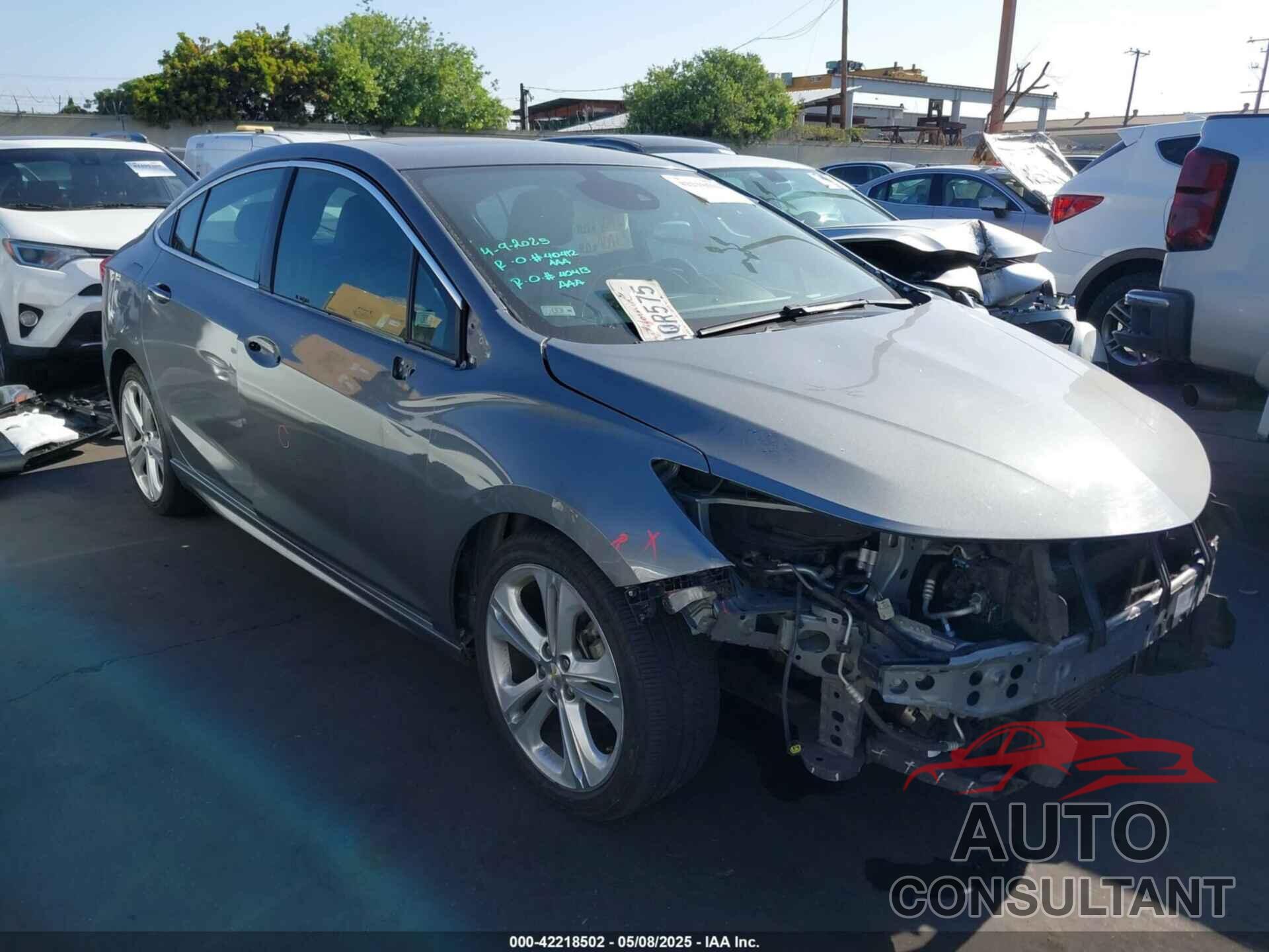 CHEVROLET CRUZE 2018 - 1G1BF5SM9J7127612
