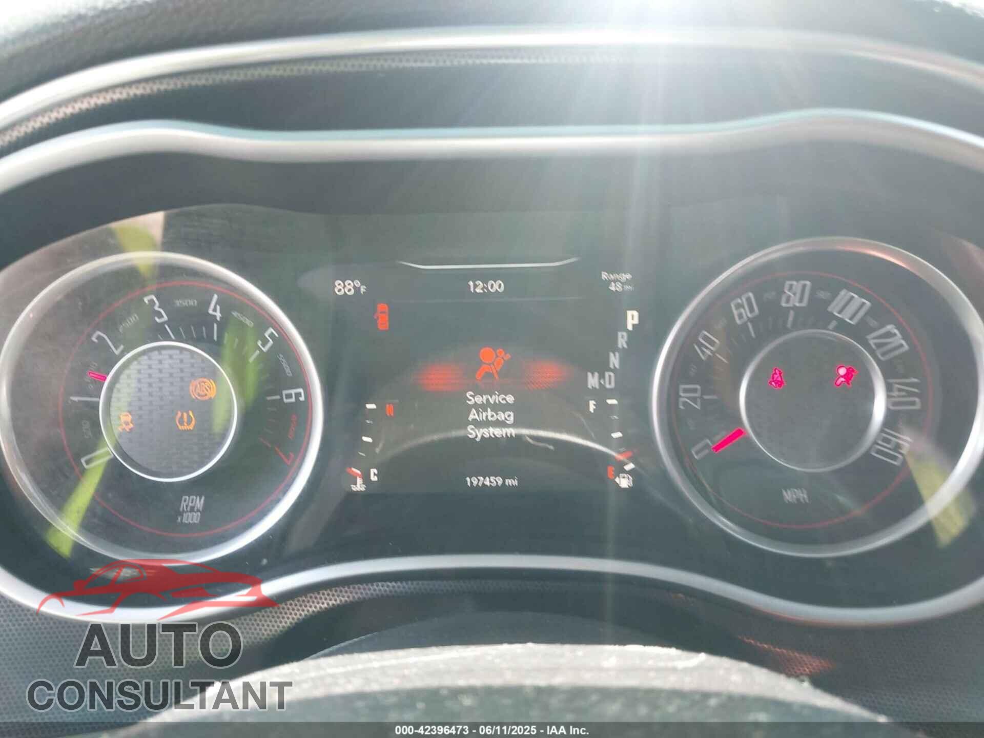 DODGE CHALLENGER 2015 - 2C3CDZBG4FH905009