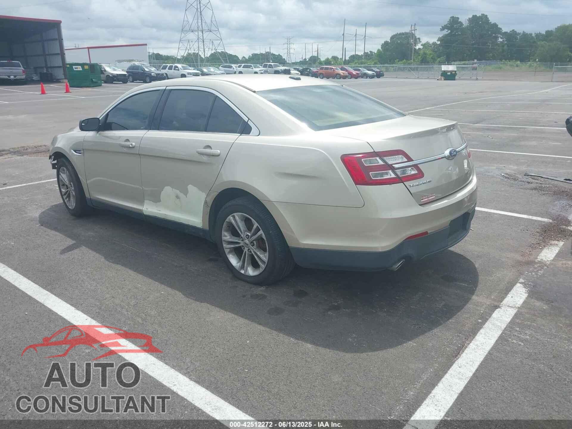 FORD TAURUS 2017 - 1FAHP2D83HG139977