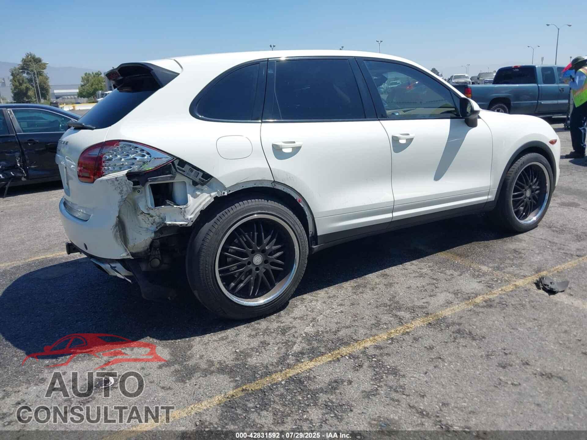 PORSCHE CAYENNE 2011 - WP1AA2A2XBLA01444