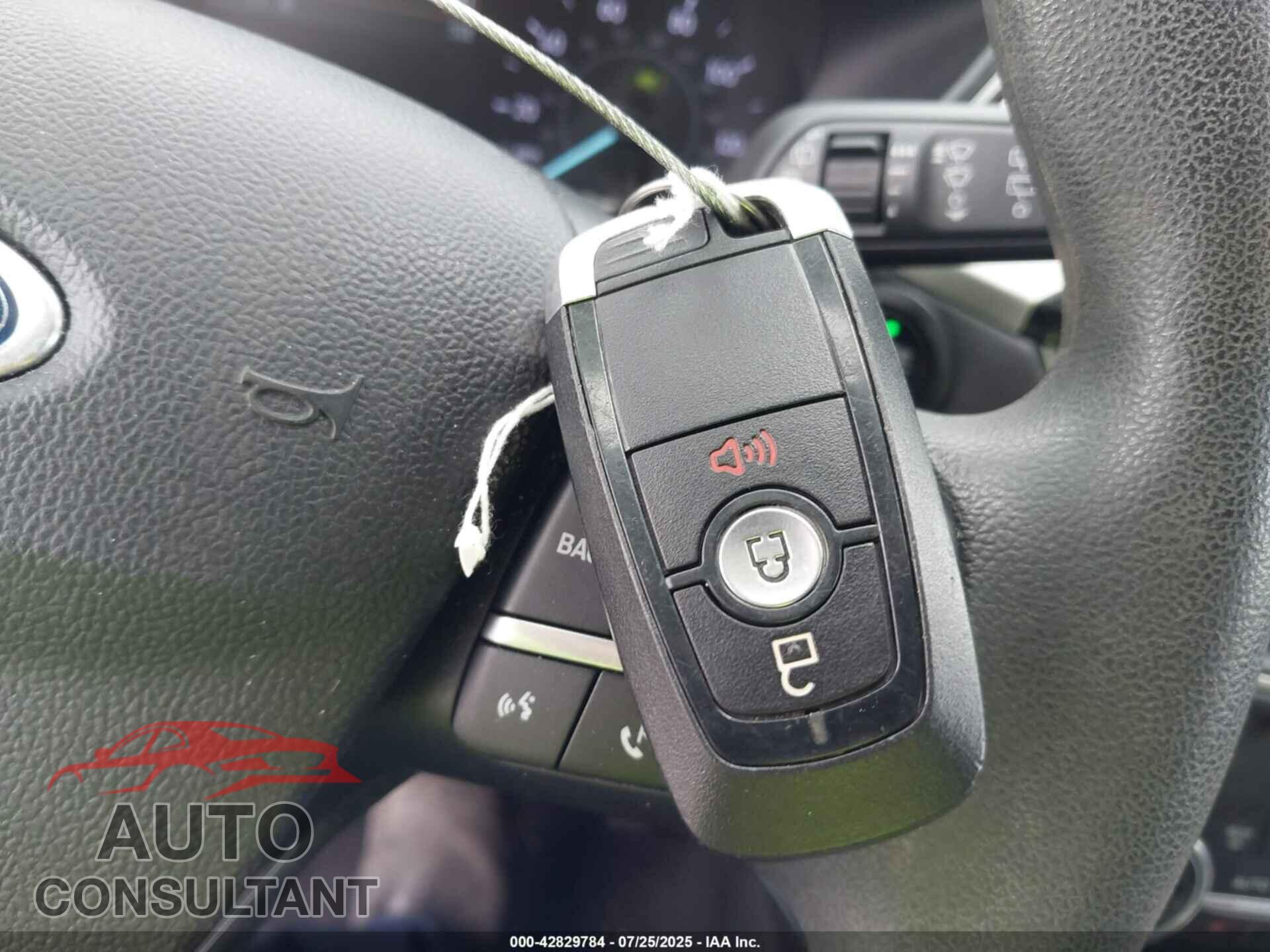 FORD ESCAPE 2020 - 1FMCU9G60LUA38661