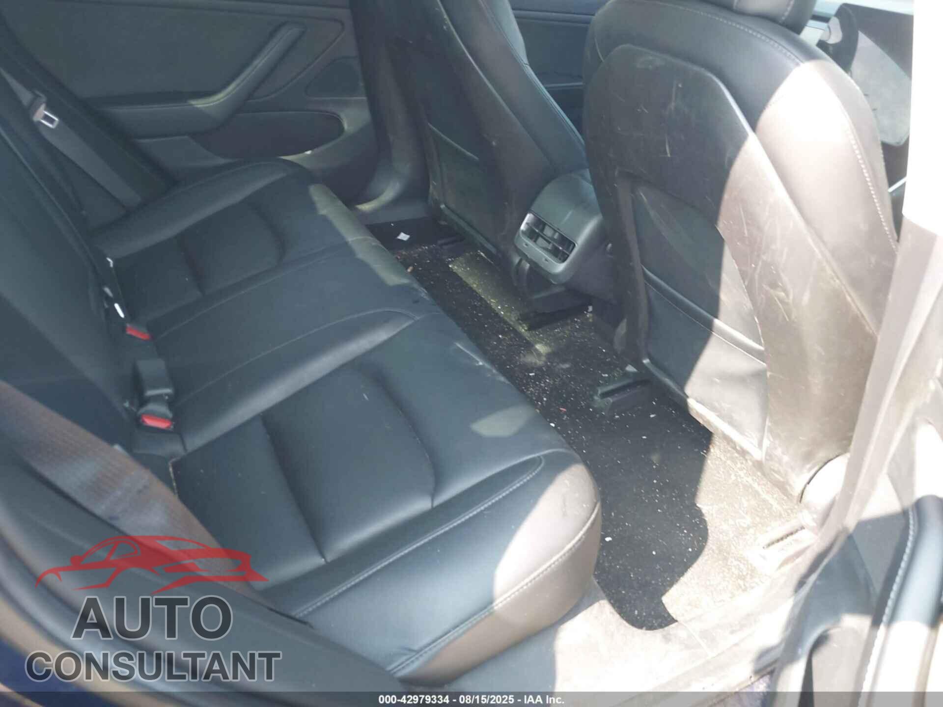 TESLA MODEL 3 2018 - 5YJ3E1EB5JF064729