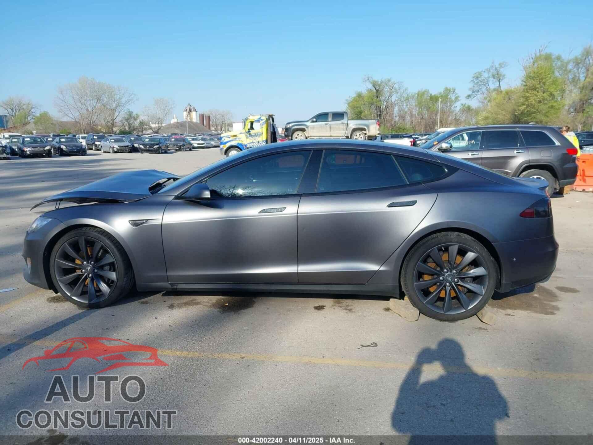 TESLA MODEL S 2016 - 5YJSA1E43GF115310