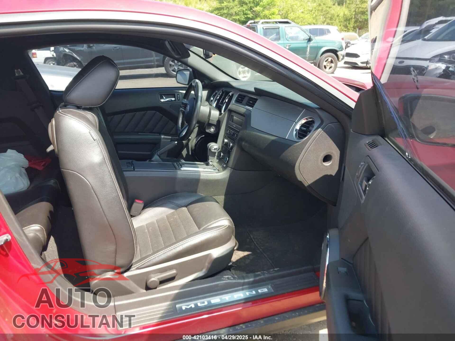FORD MUSTANG 2010 - 1ZVBP8CH8A5154932