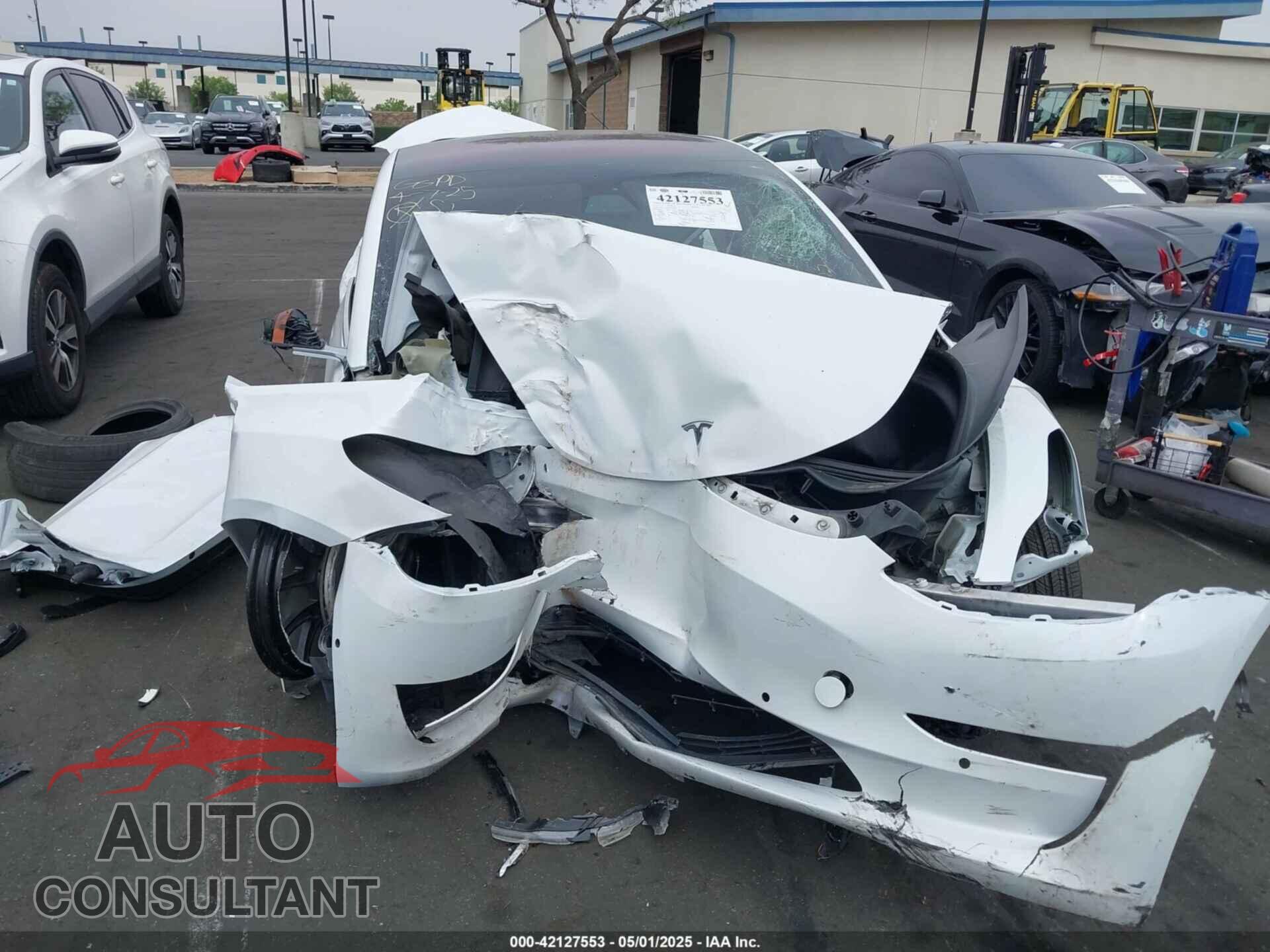 TESLA MODEL 3 2018 - 5YJ3E1EA4JF076099