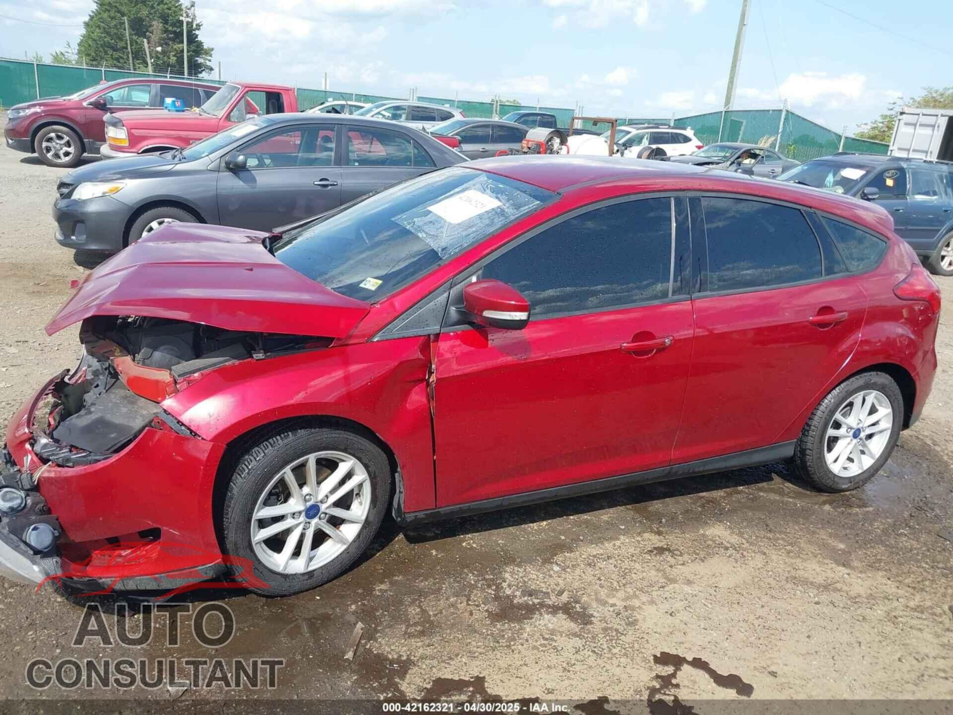 FORD FOCUS 2017 - 1FADP3K23HL240561