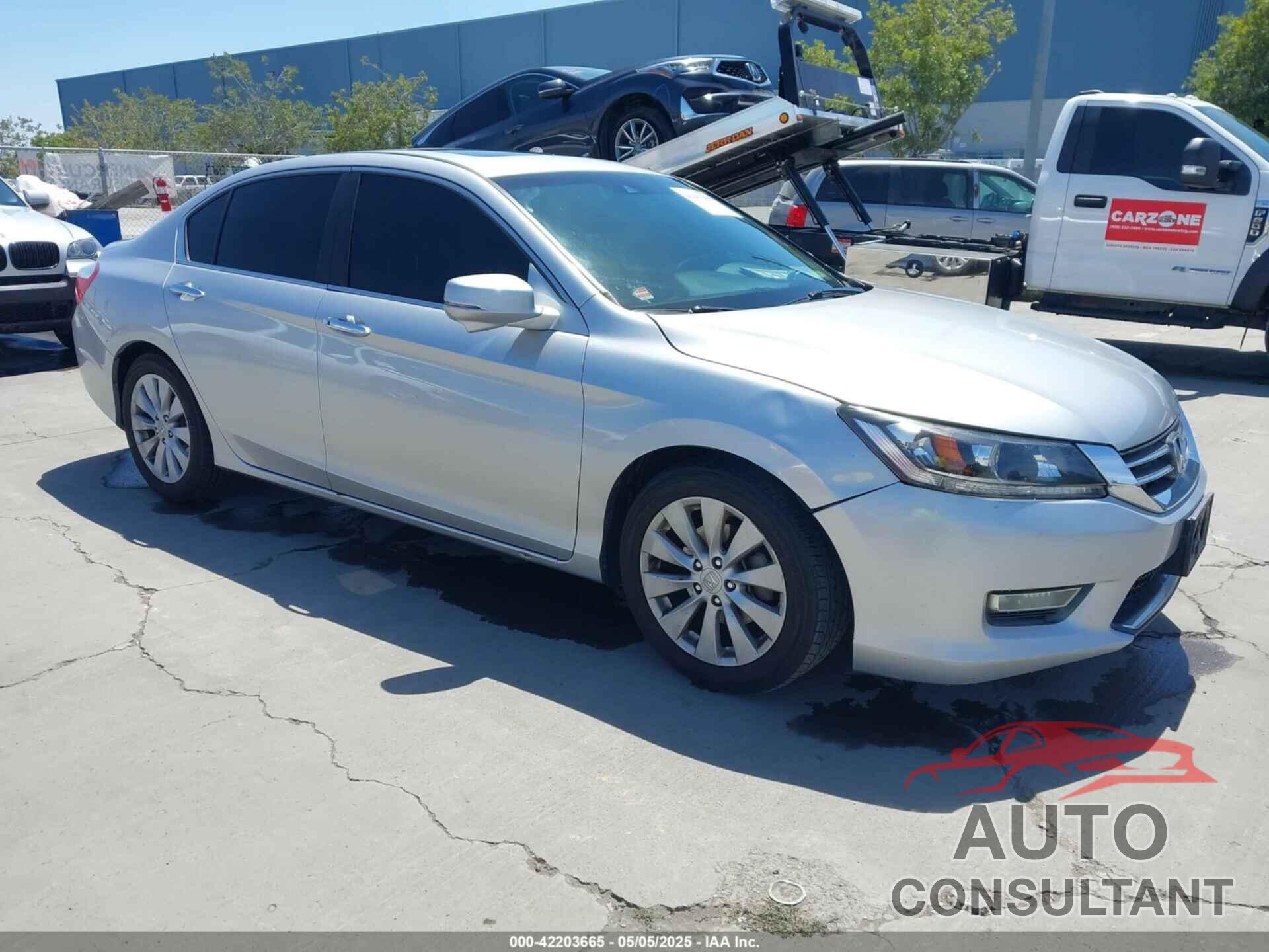 HONDA ACCORD 2013 - 1HGCR2F88DA121484