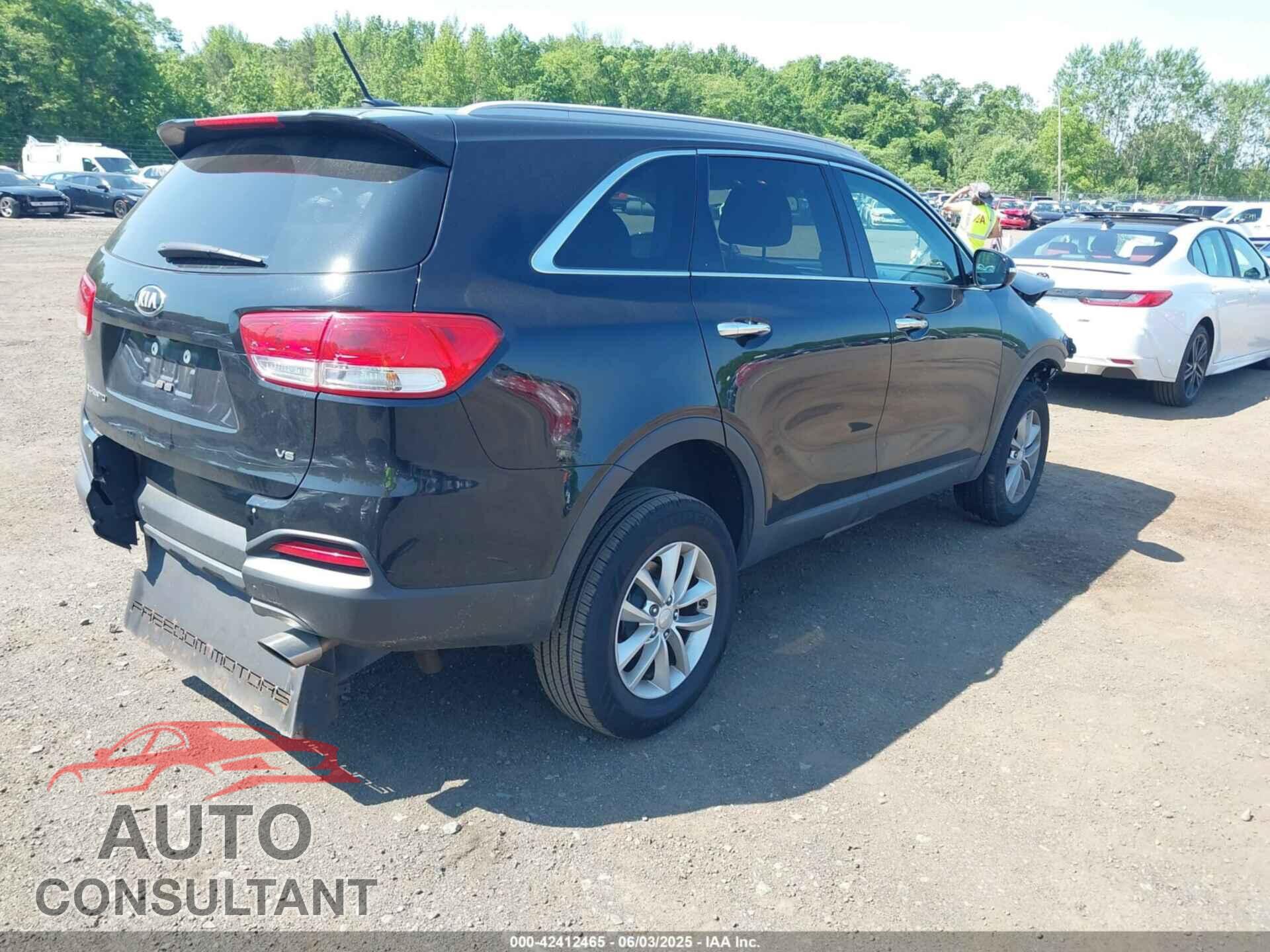 KIA SORENTO 2017 - 5XYPG4A53HG190071