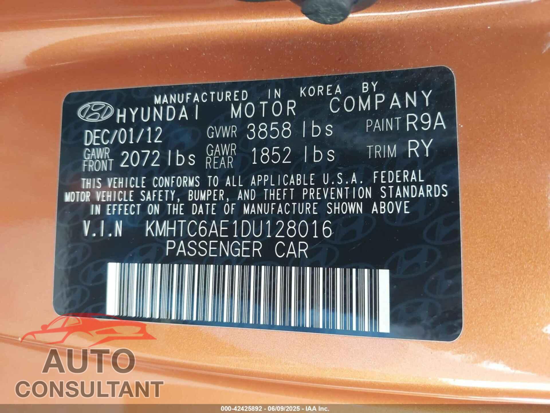 HYUNDAI VELOSTER 2013 - KMHTC6AE1DU128016