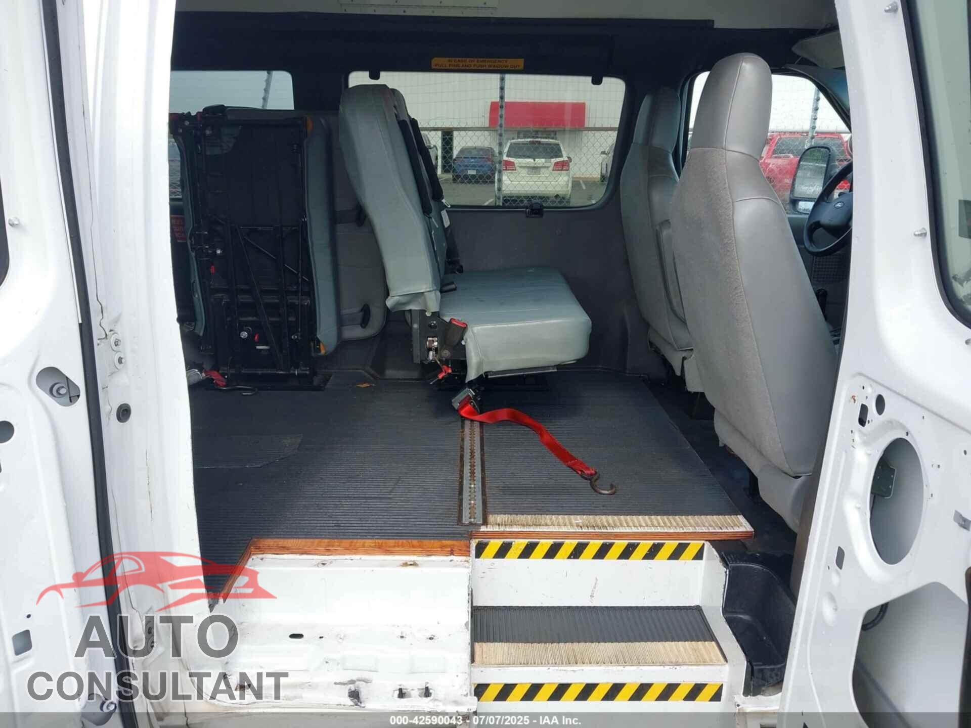 FORD E-350 SUPER DUTY 2012 - 1FTSS3EL4CDA59461