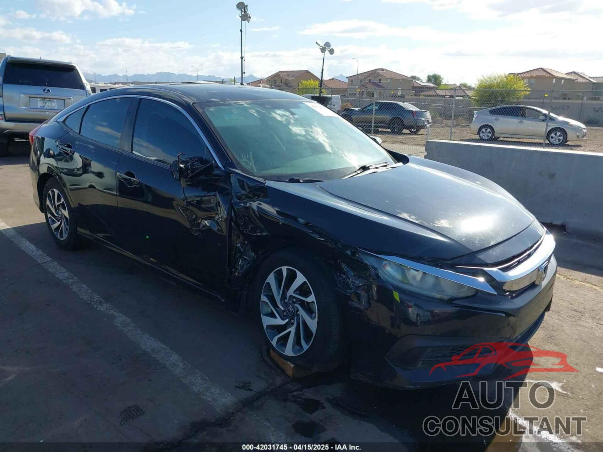 HONDA CIVIC 2018 - 19XFC2F74JE021802