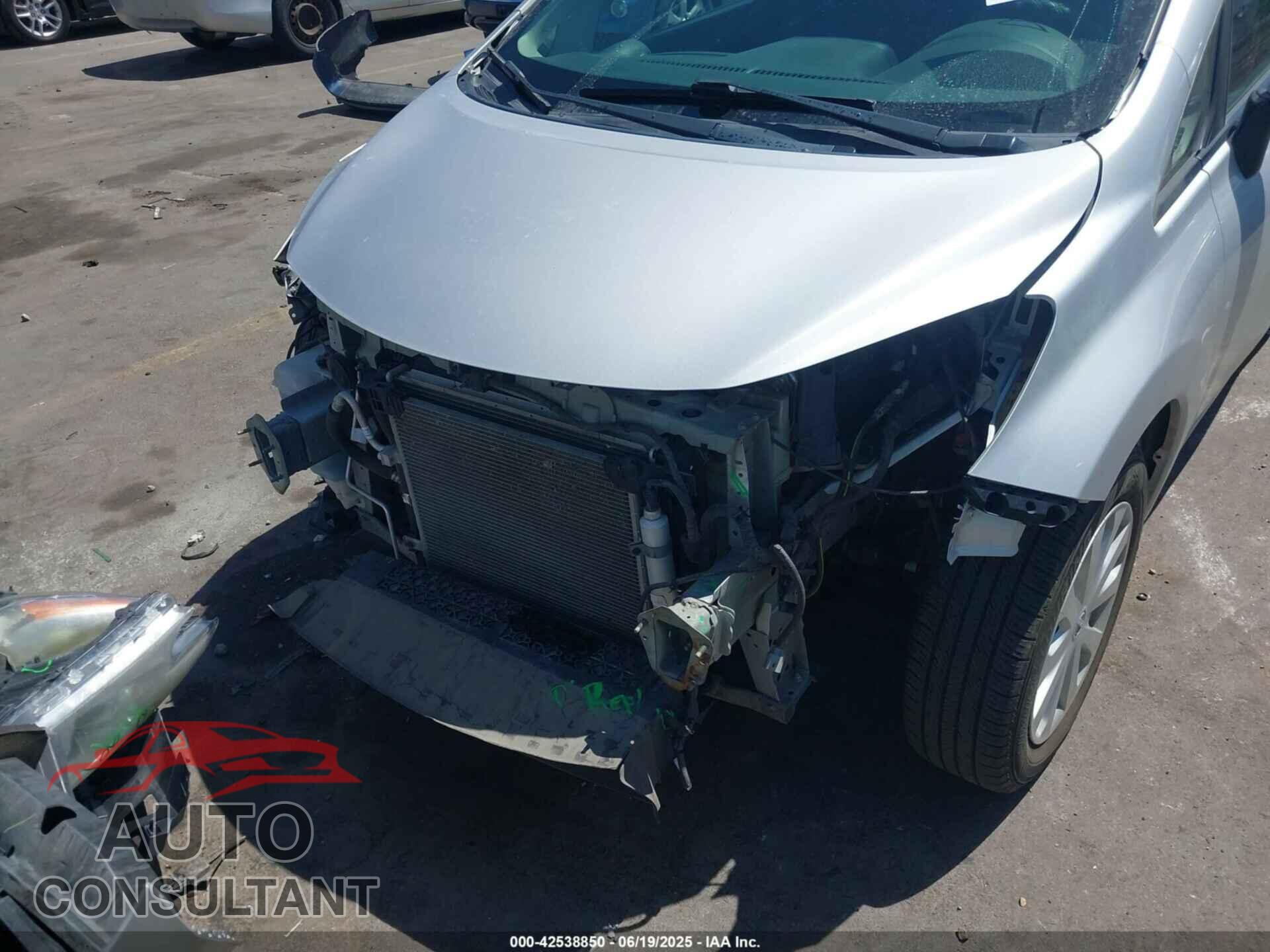 NISSAN VERSA NOTE 2014 - 3N1CE2CP6EL410494