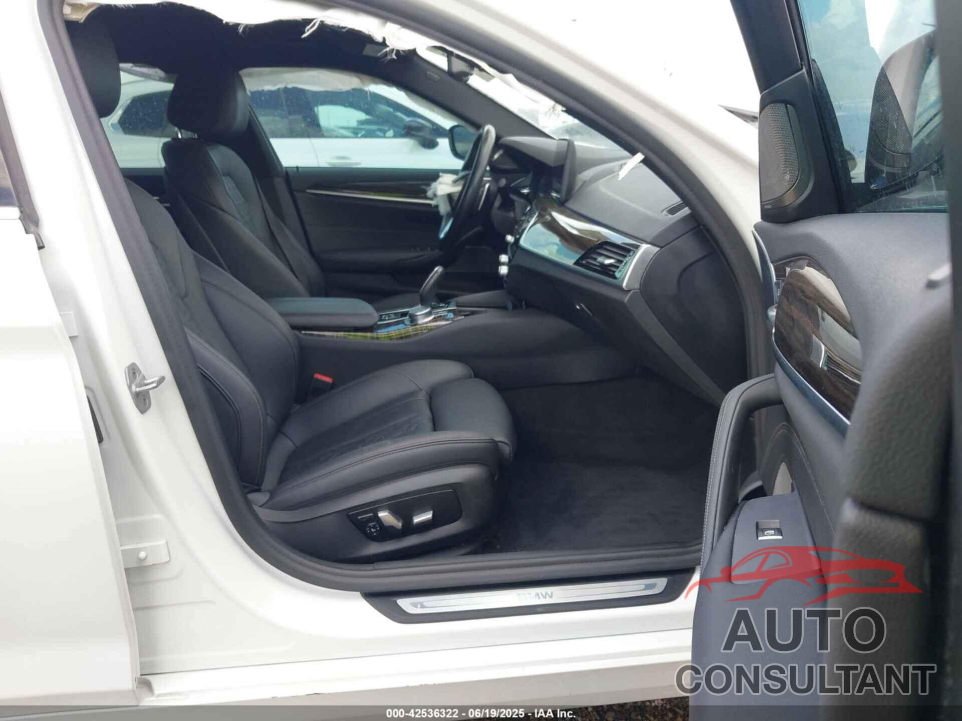 BMW 530I 2021 - WBA53BH02MWW98494