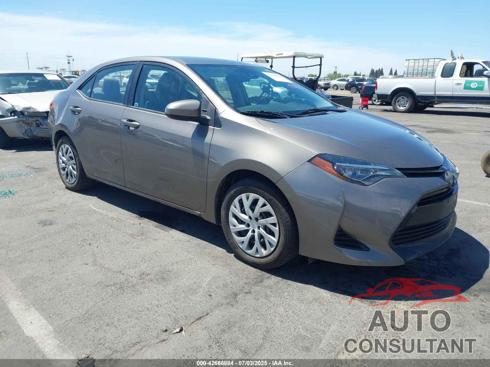 TOYOTA COROLLA 2018 - 2T1BURHE9JC968817