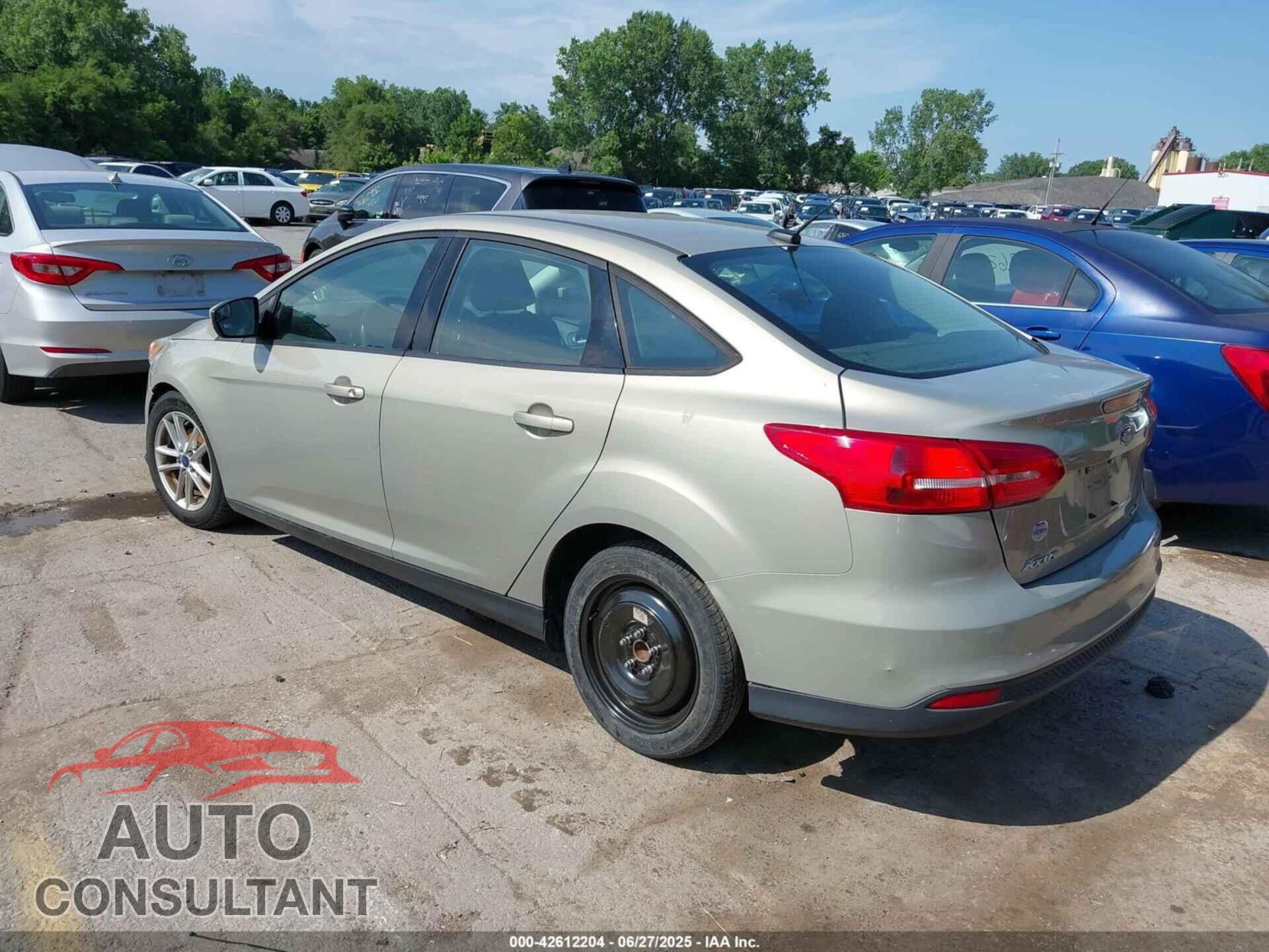 FORD FOCUS 2015 - 1FADP3F25FL323934