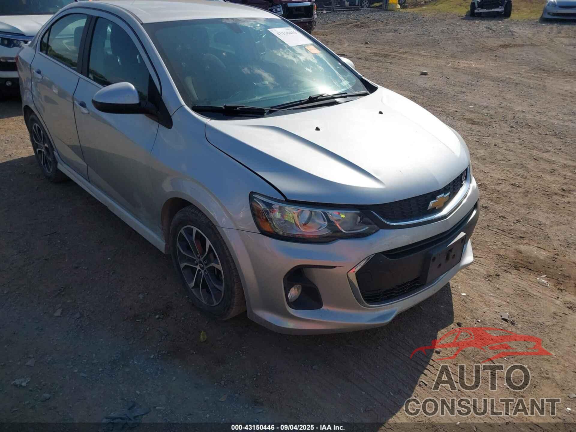 CHEVROLET SONIC 2017 - 1G1JD5SH1H4121609