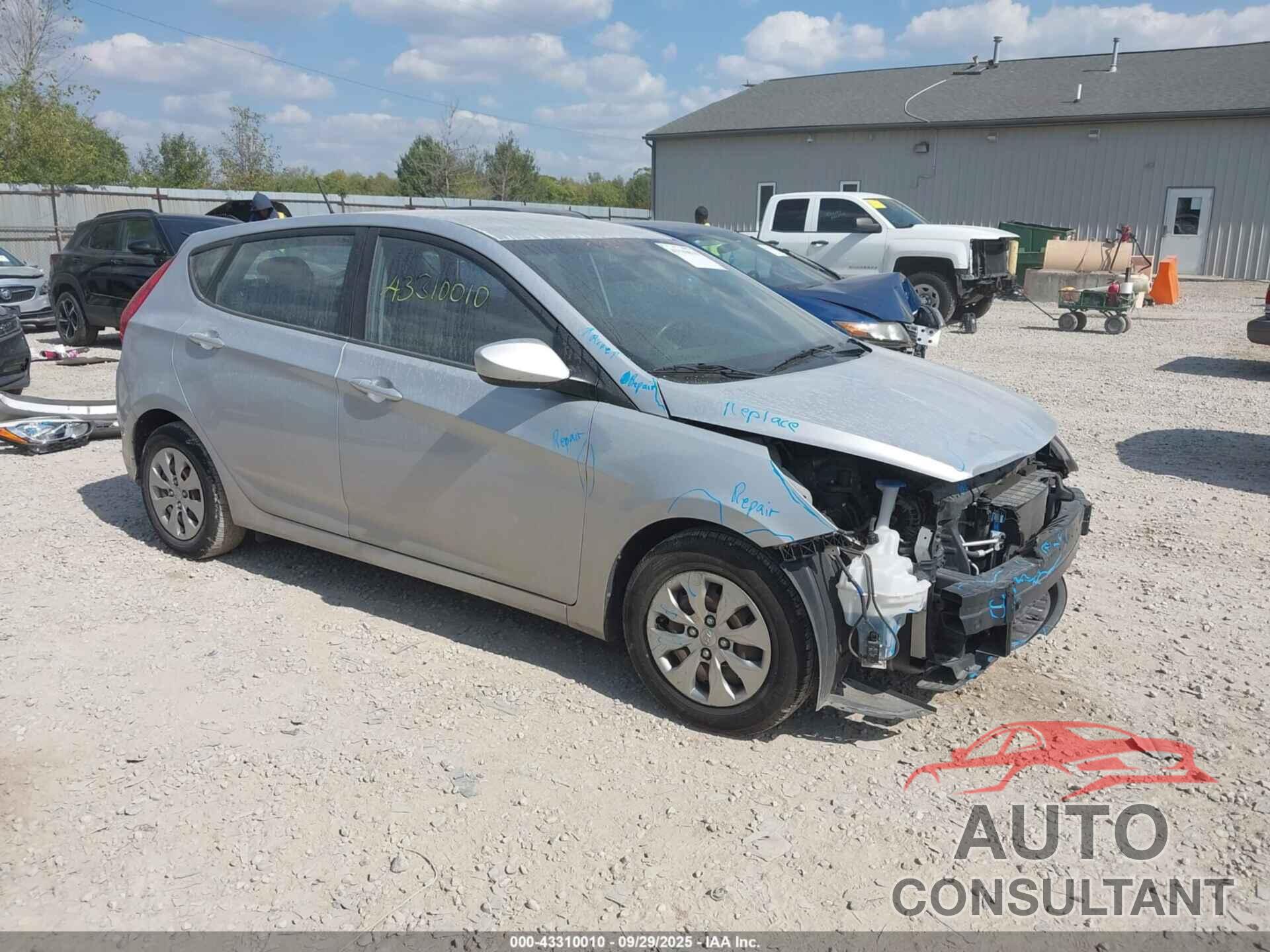 HYUNDAI ACCENT 2017 - KMHCT5AE8HU311753