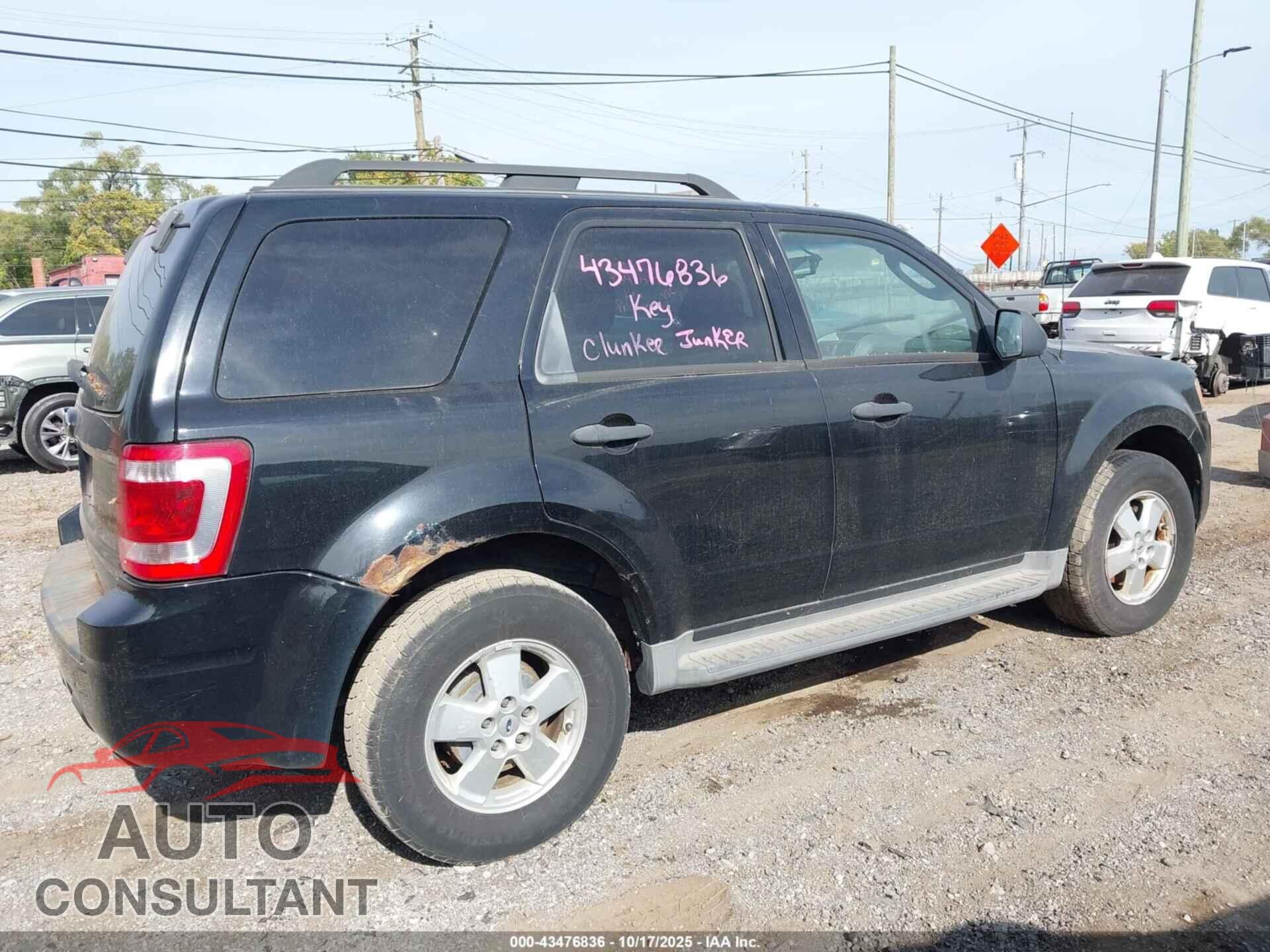 FORD ESCAPE 2010 - 1FMCU0D77AKC16373