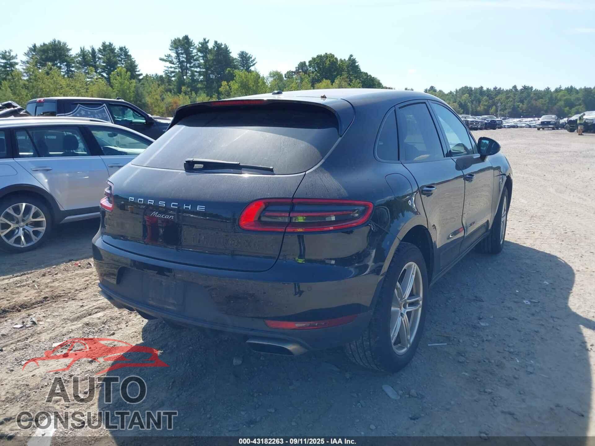 PORSCHE MACAN 2017 - WP1AA2A59HLB07001