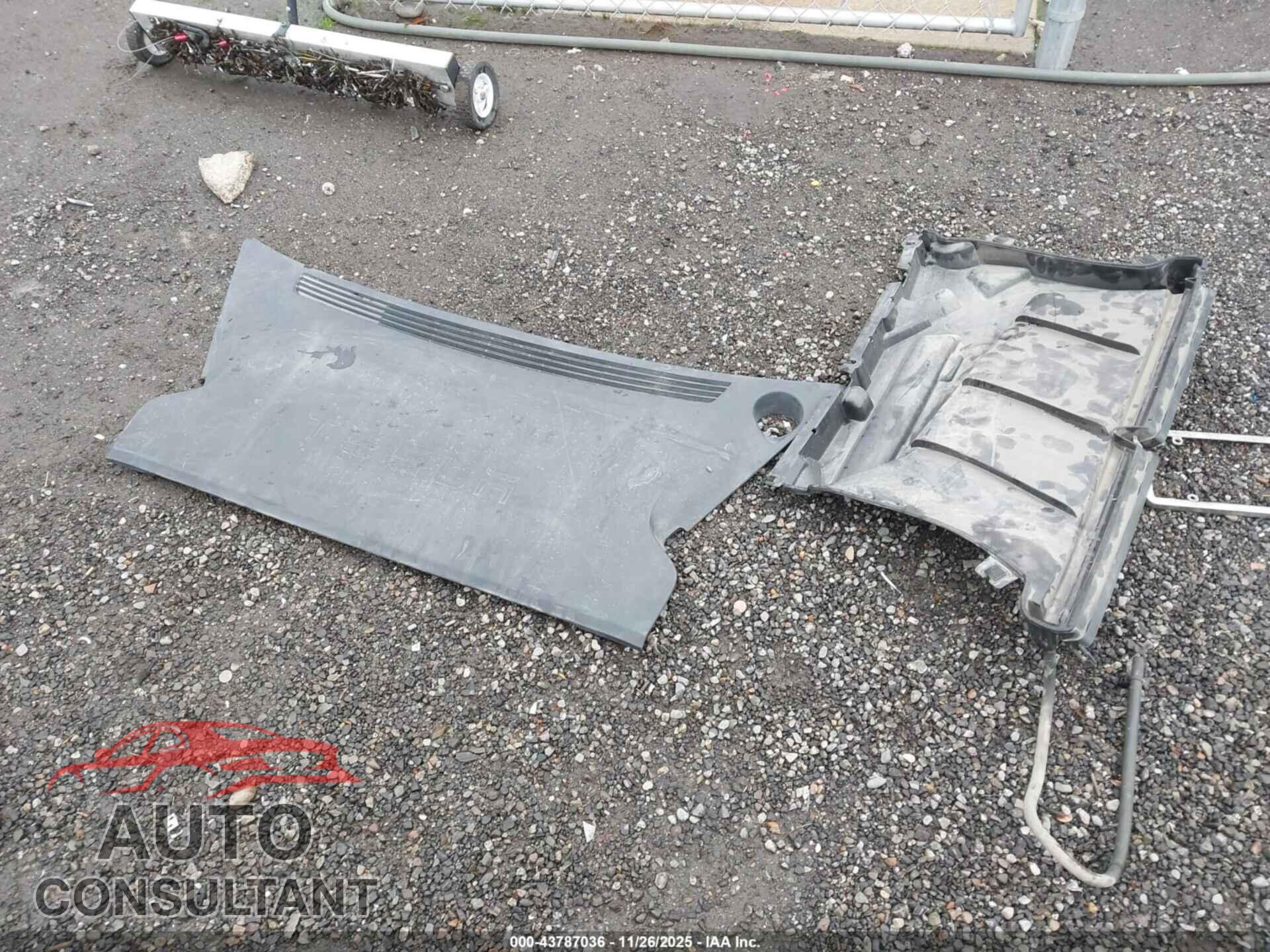 TESLA MODEL S 2020 - 5YJSA1E26LF415416
