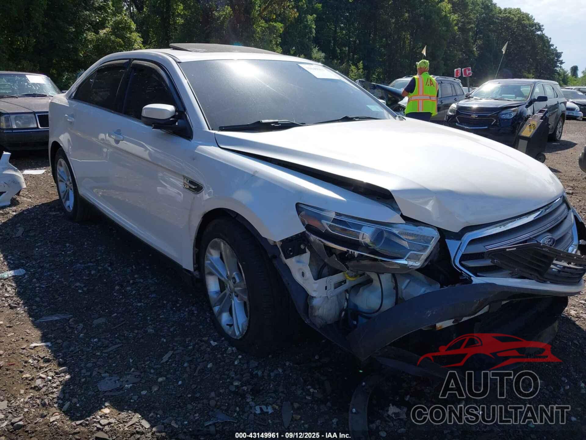 FORD TAURUS 2015 - 1FAHP2E84FG169274