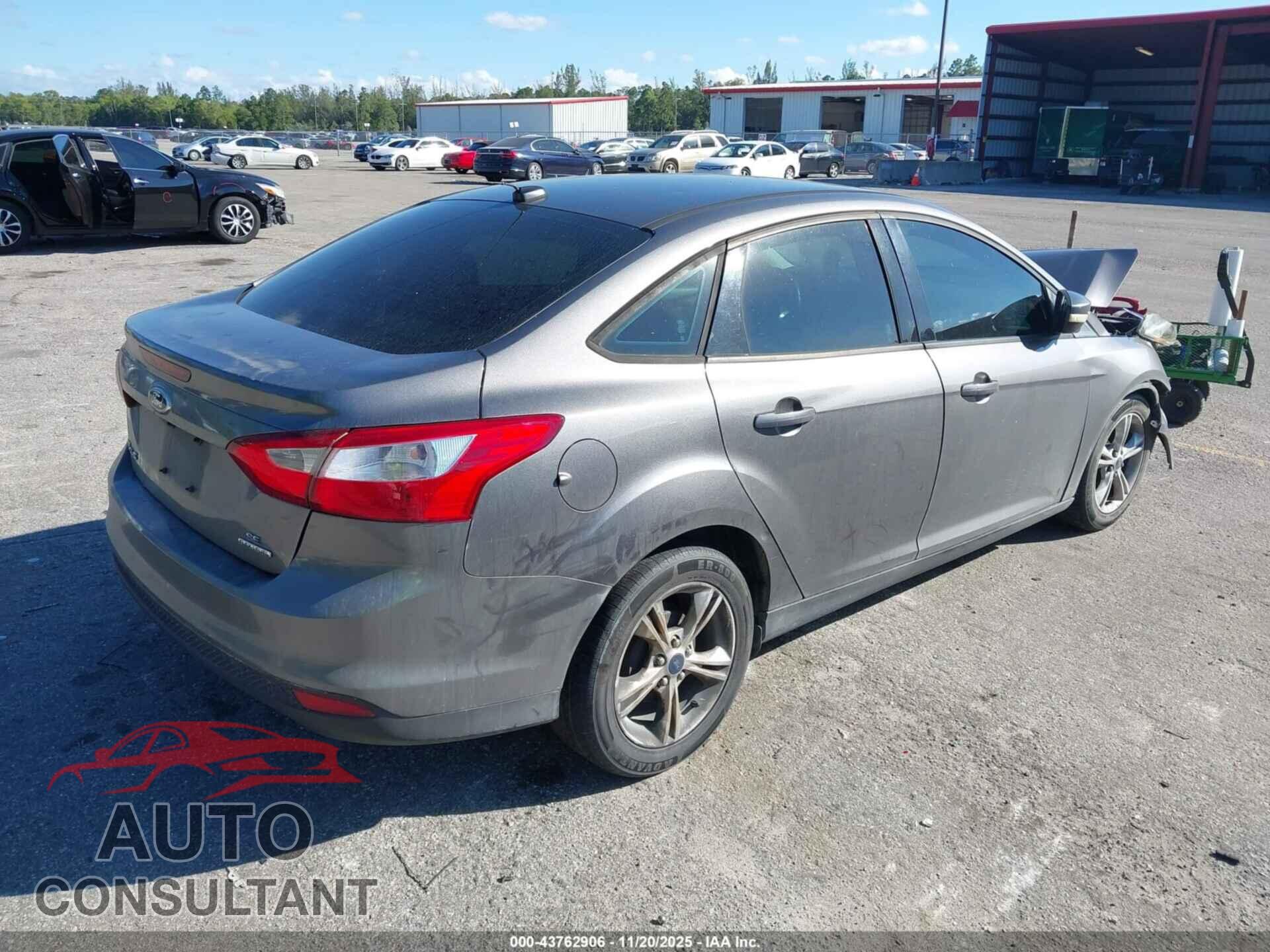 FORD FOCUS 2014 - 1FADP3F29EL309680
