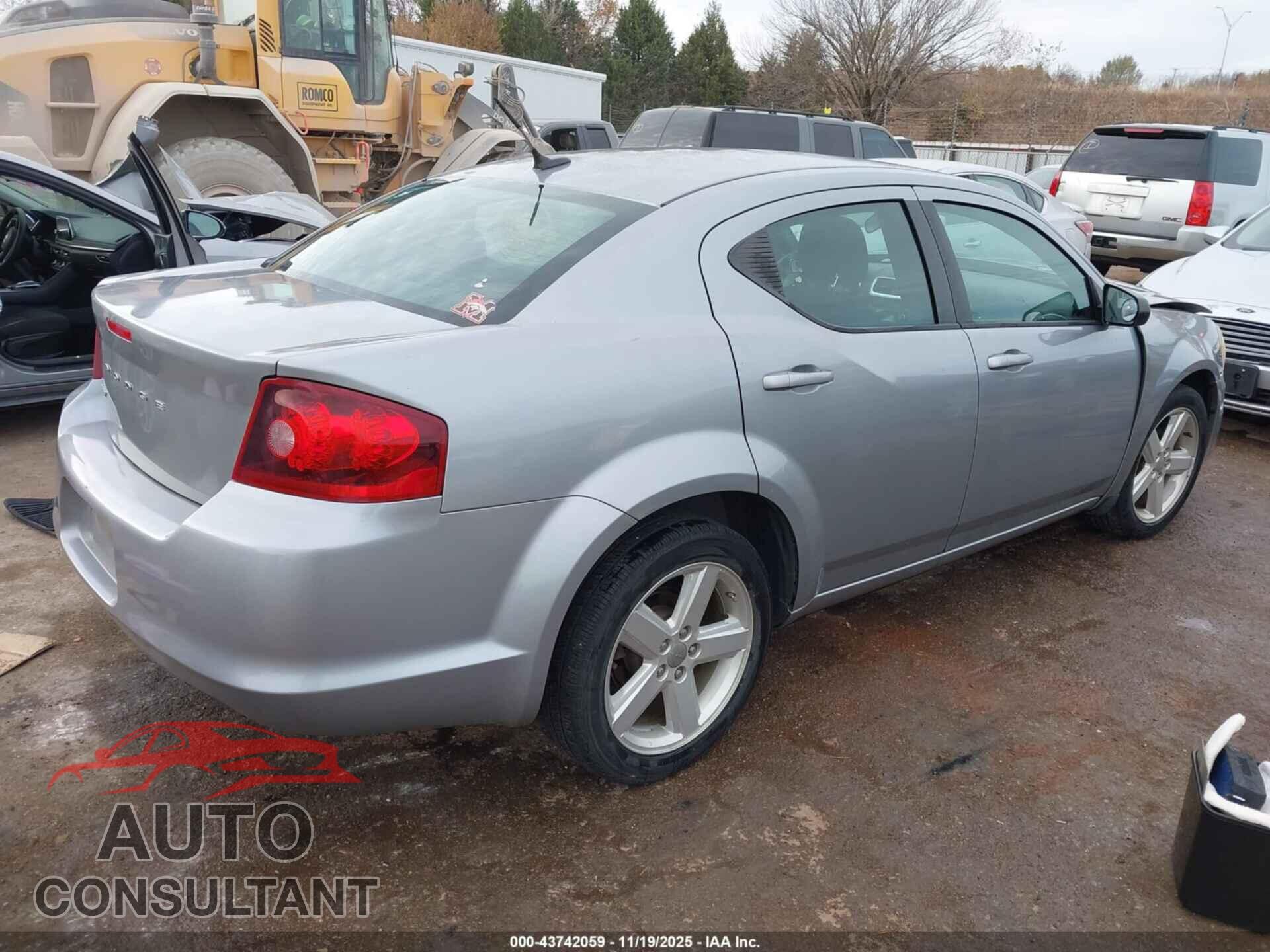 DODGE AVENGER 2013 - 1C3CDZAB1DN680686
