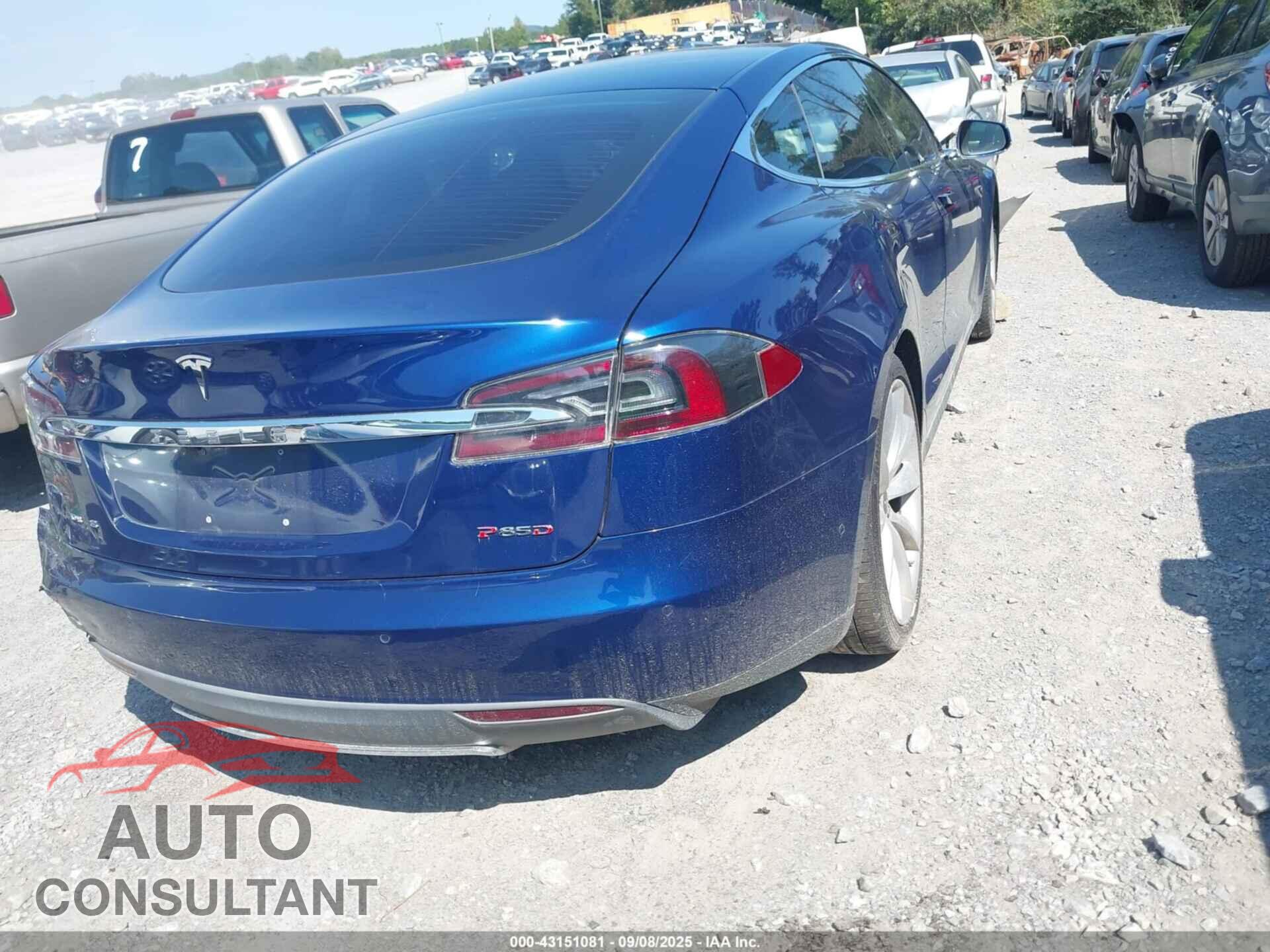 TESLA MODEL S 2015 - 5YJSA1E49FF103399