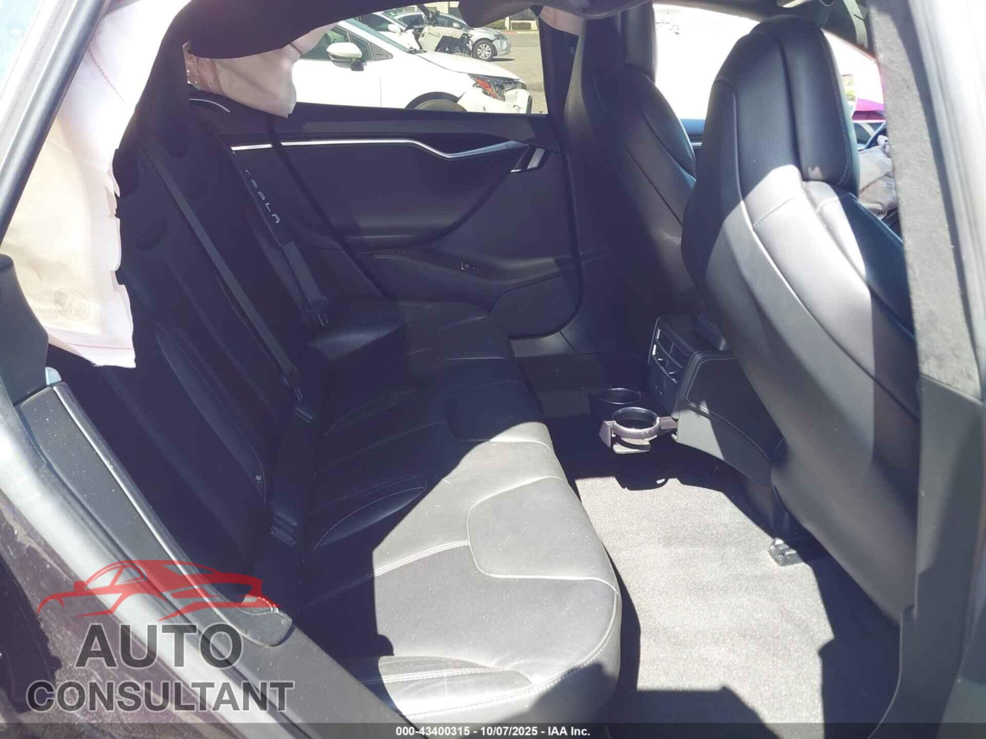 TESLA MODEL S 2017 - 5YJSA1E43HF186105
