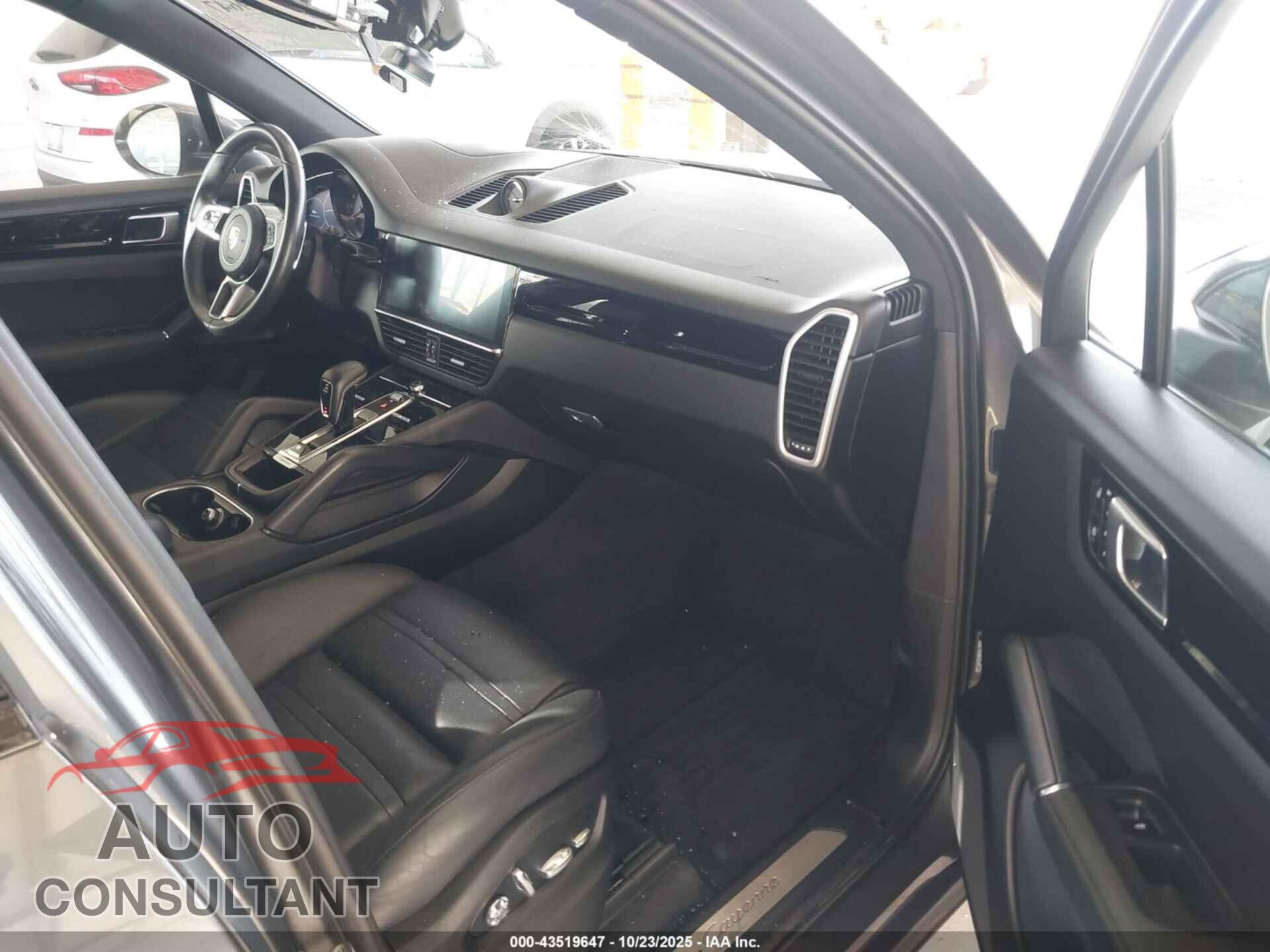 PORSCHE CAYENNE 2019 - WP1AA2AY6KDA13055
