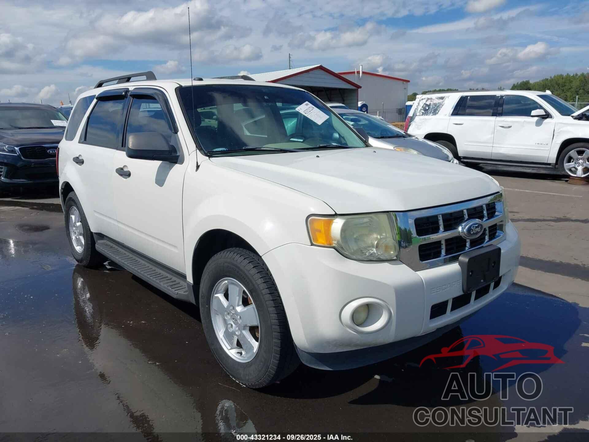 FORD ESCAPE 2011 - 1FMCU0D70BKA47573