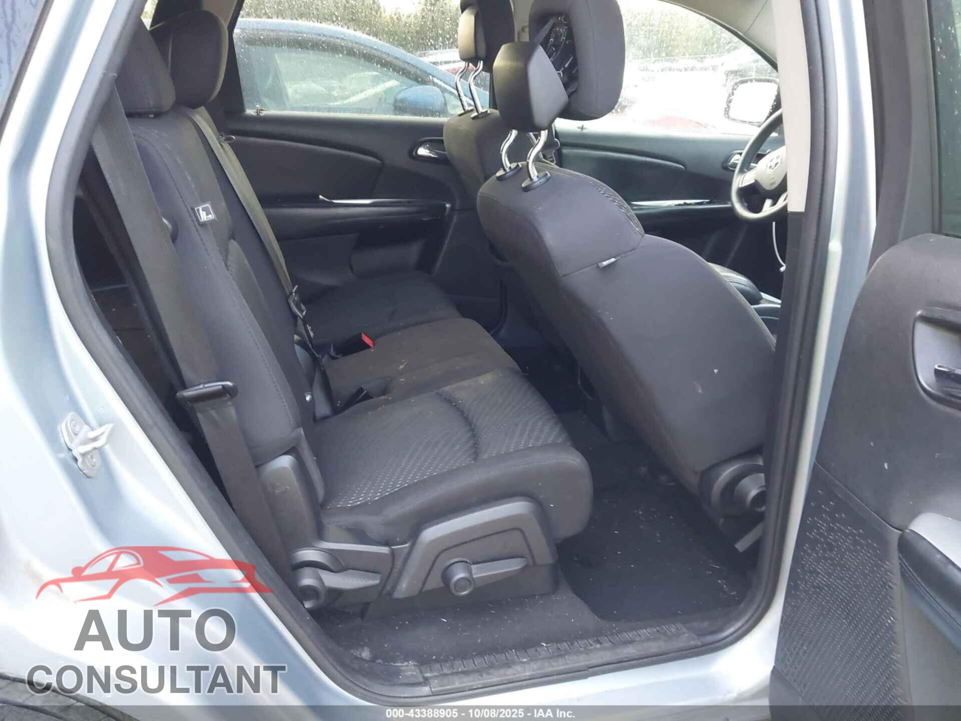 DODGE JOURNEY 2013 - 3C4PDCBB5DT556817
