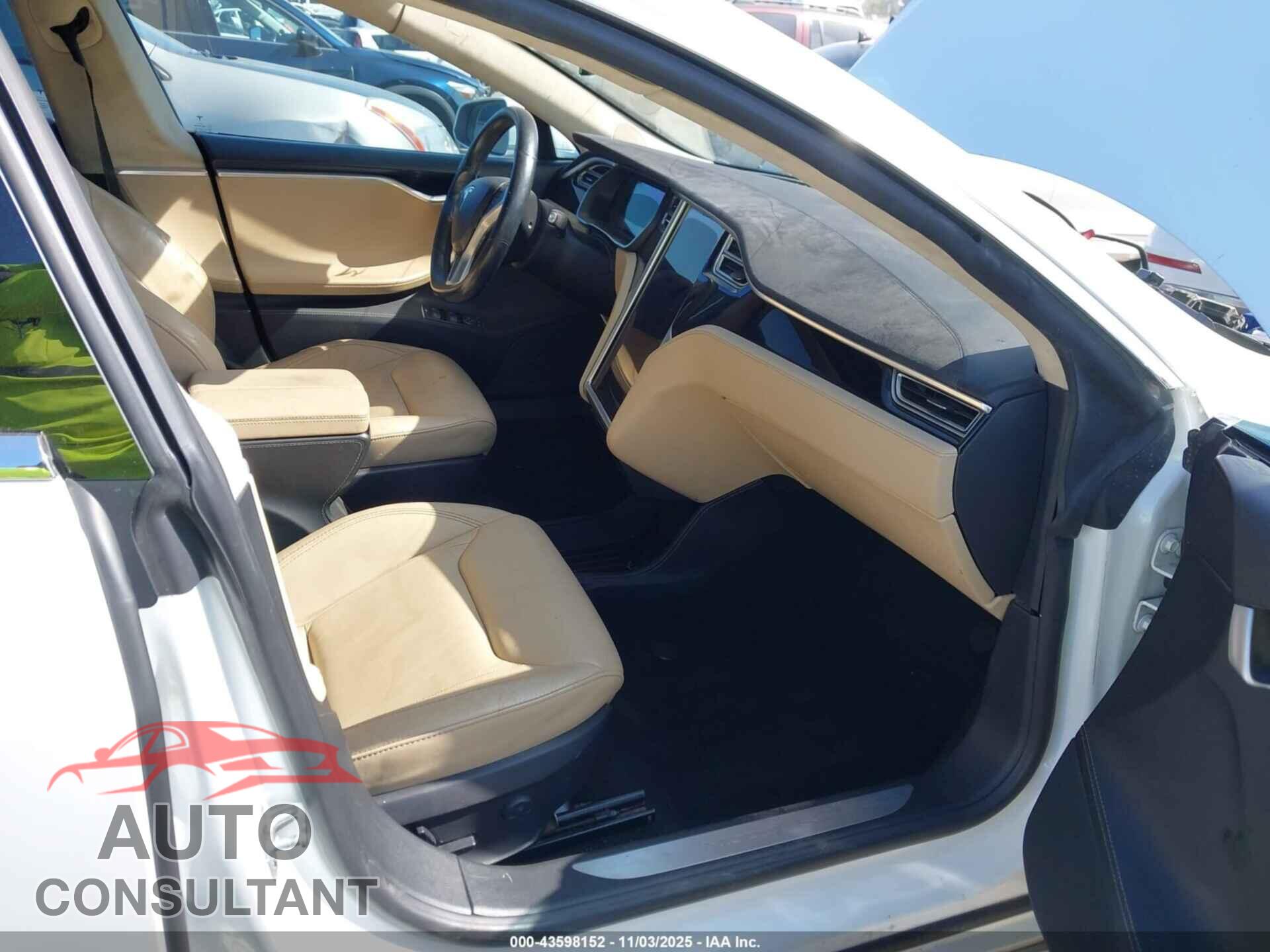 TESLA MODEL S 2016 - 5YJSA1E40GF124403