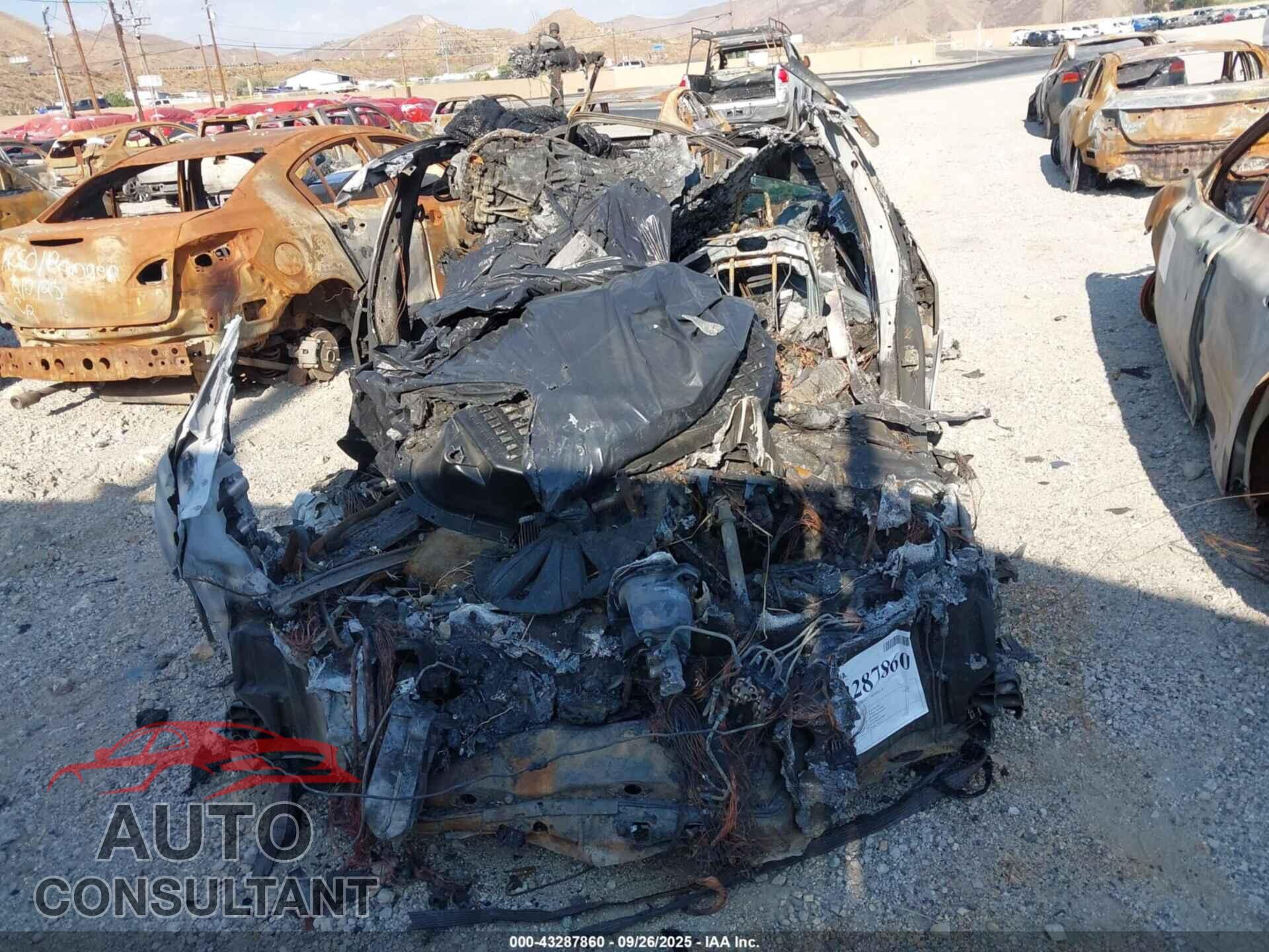 TESLA MODEL S 2021 - 5YJSA1E57MF440482