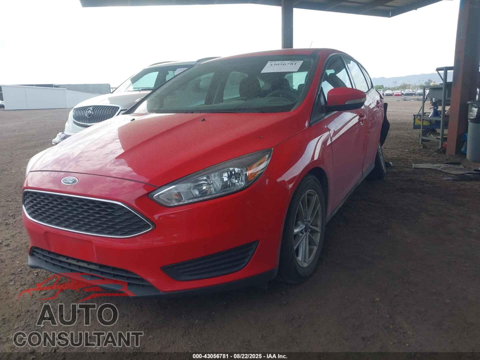 FORD FOCUS 2015 - 1FADP3K22FL244355
