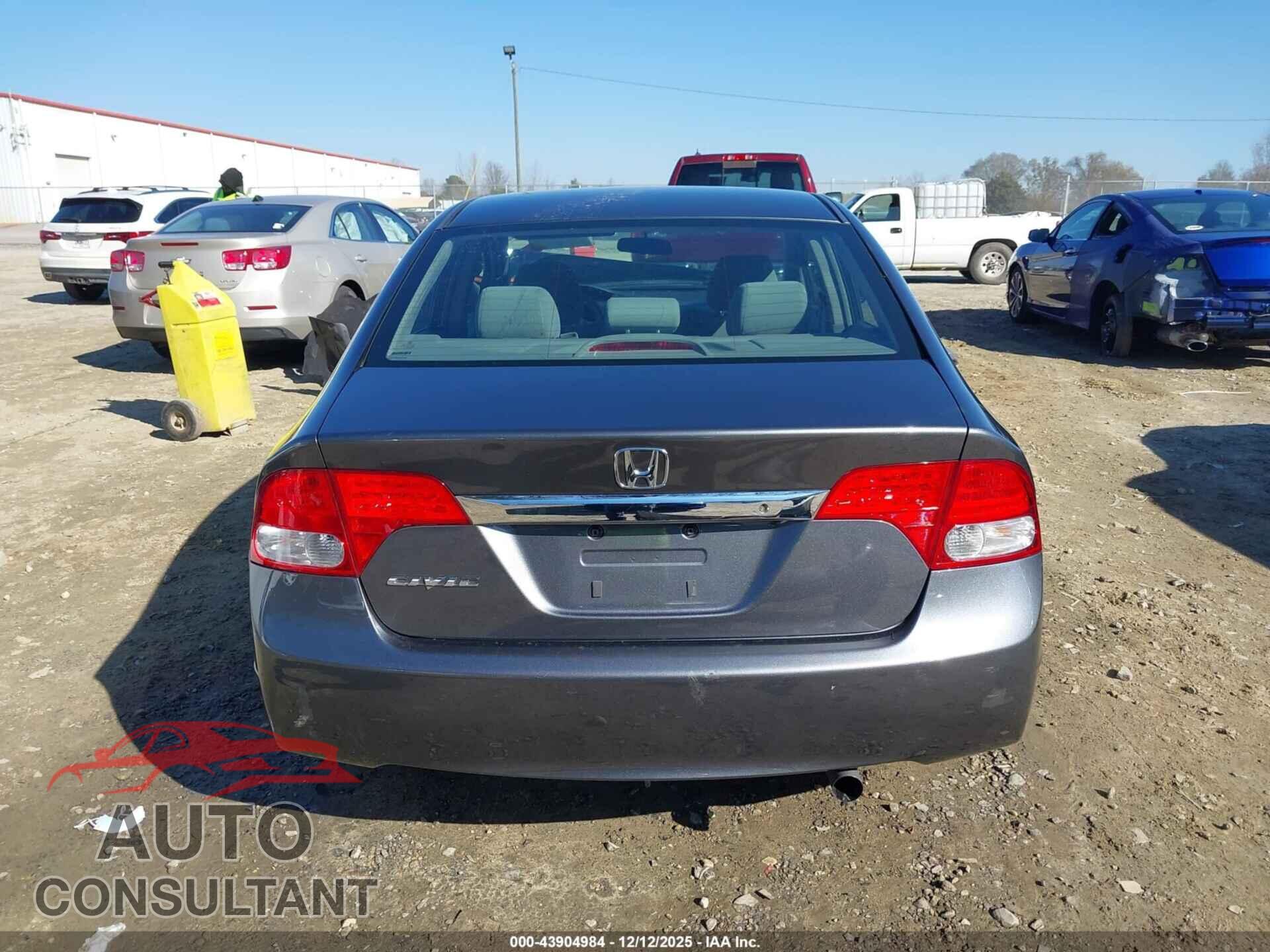 HONDA CIVIC 2011 - 19XFA1F38BE039573