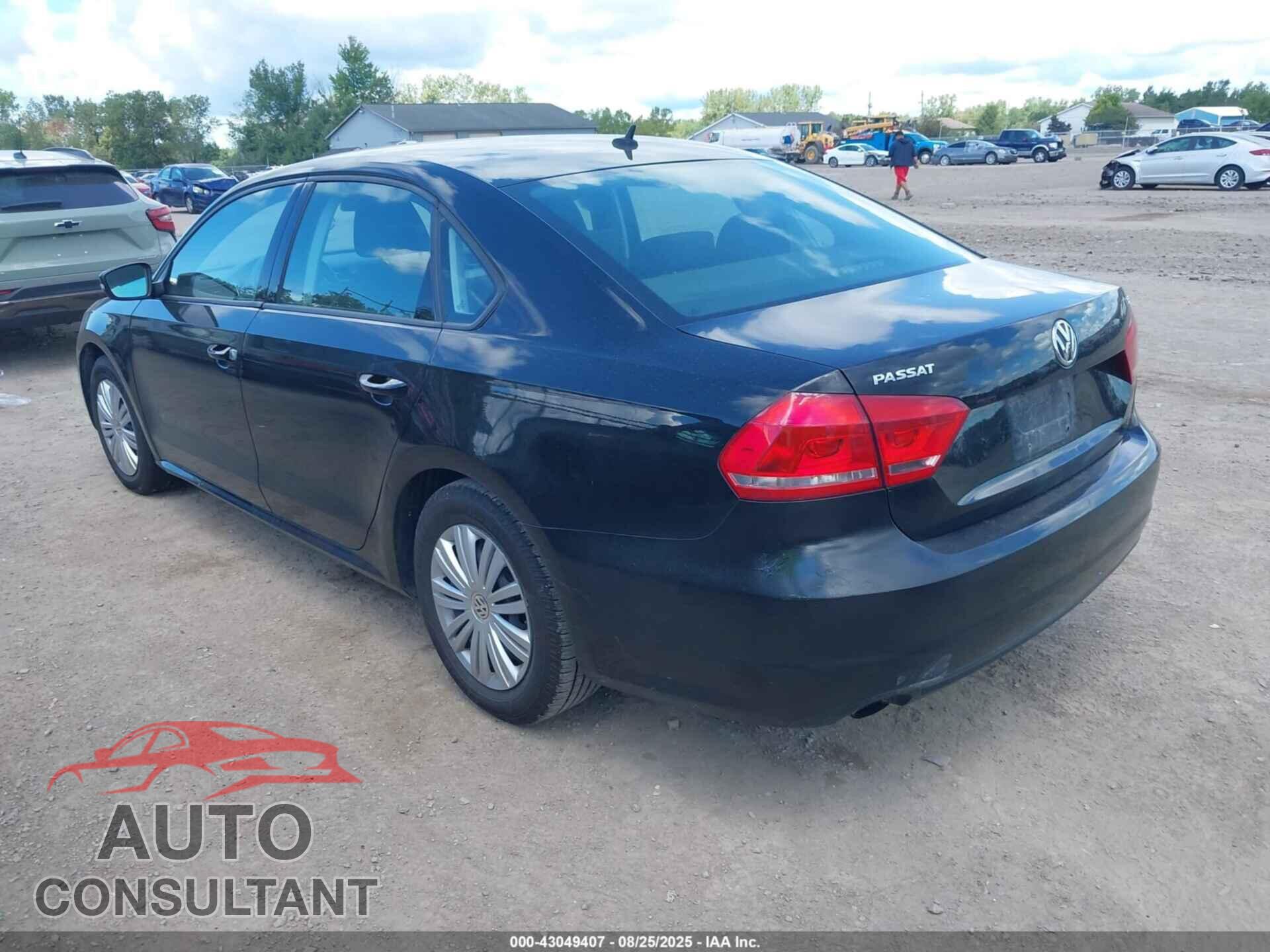 VOLKSWAGEN PASSAT 2015 - 1VWAT7A33FC014802