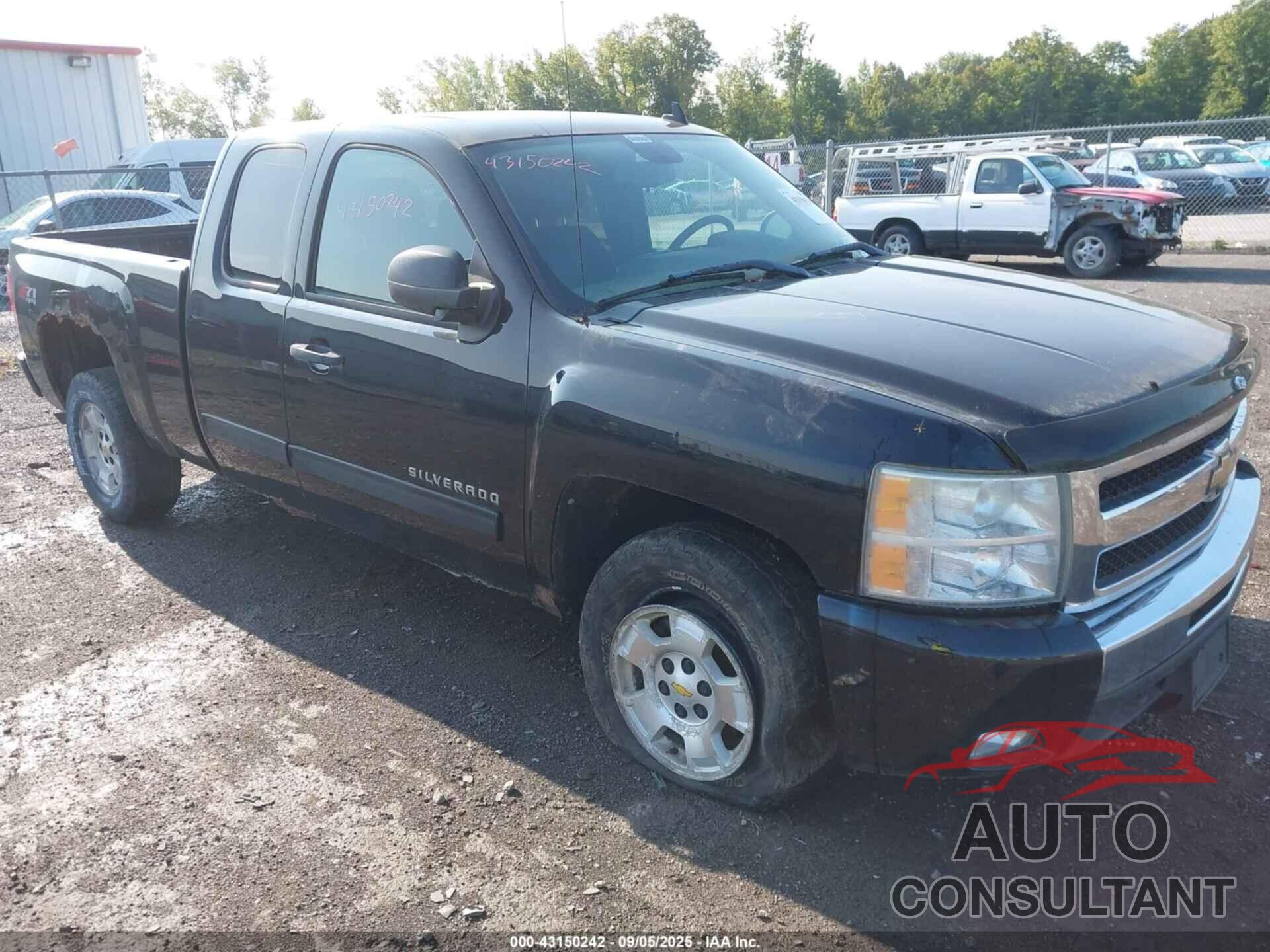 CHEVROLET SILVERADO 1500 2011 - 1GCRKSE34BZ402912