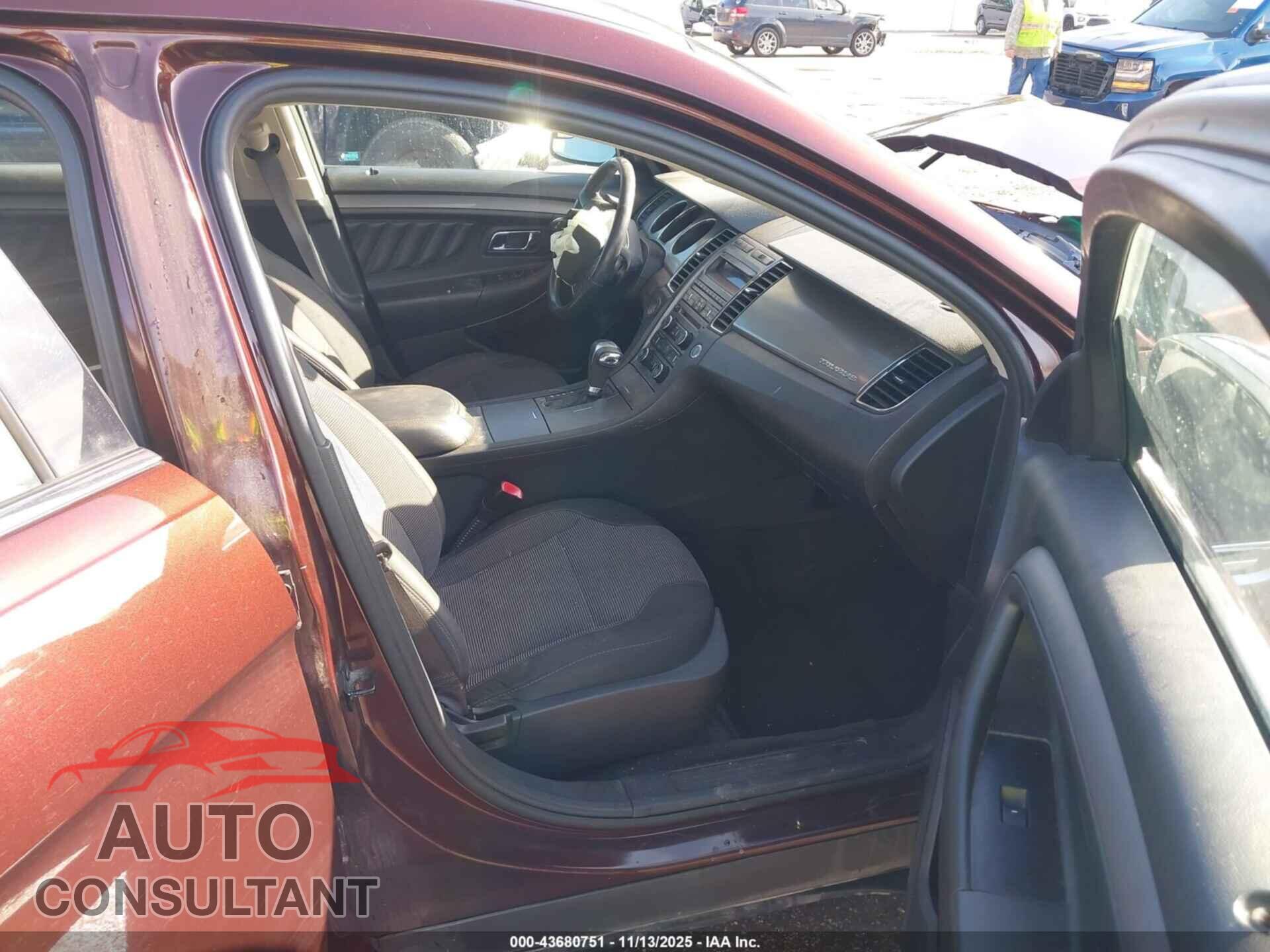 FORD TAURUS 2012 - 1FAHP2EW2CG130130