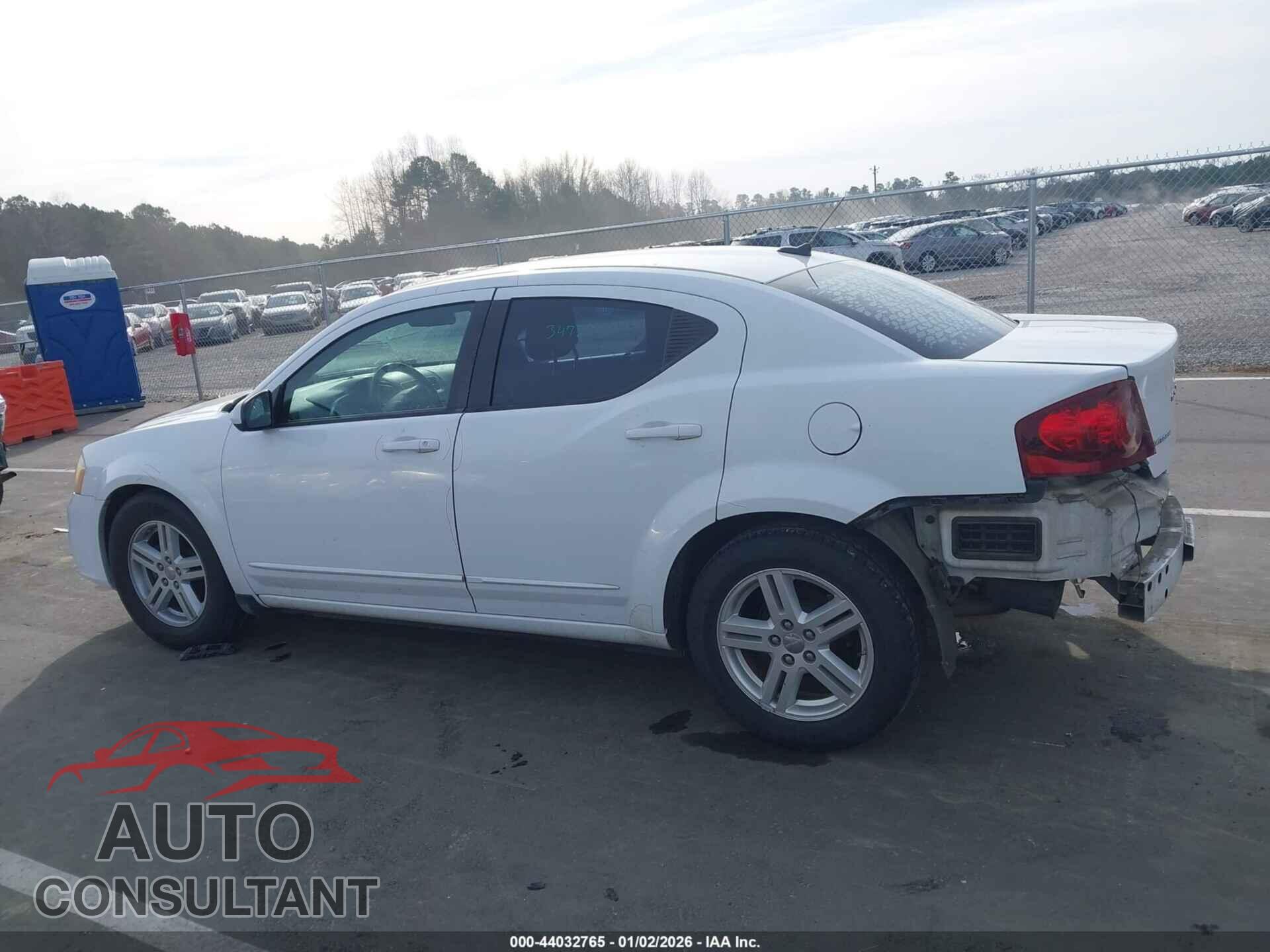 DODGE AVENGER 2013 - 1C3CDZCB3DN663045