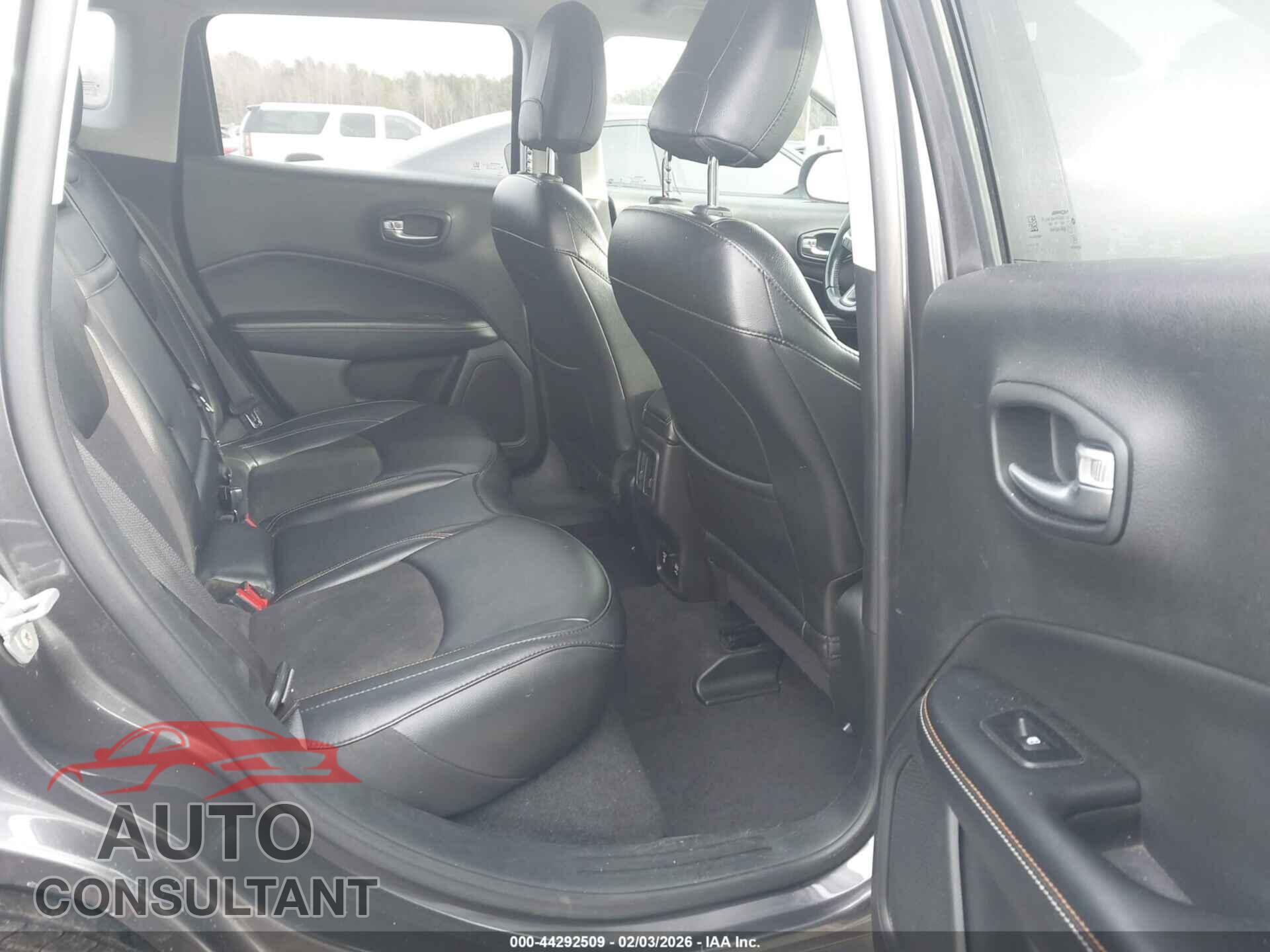 JEEP COMPASS 2020 - 3C4NJCBB2LT102779