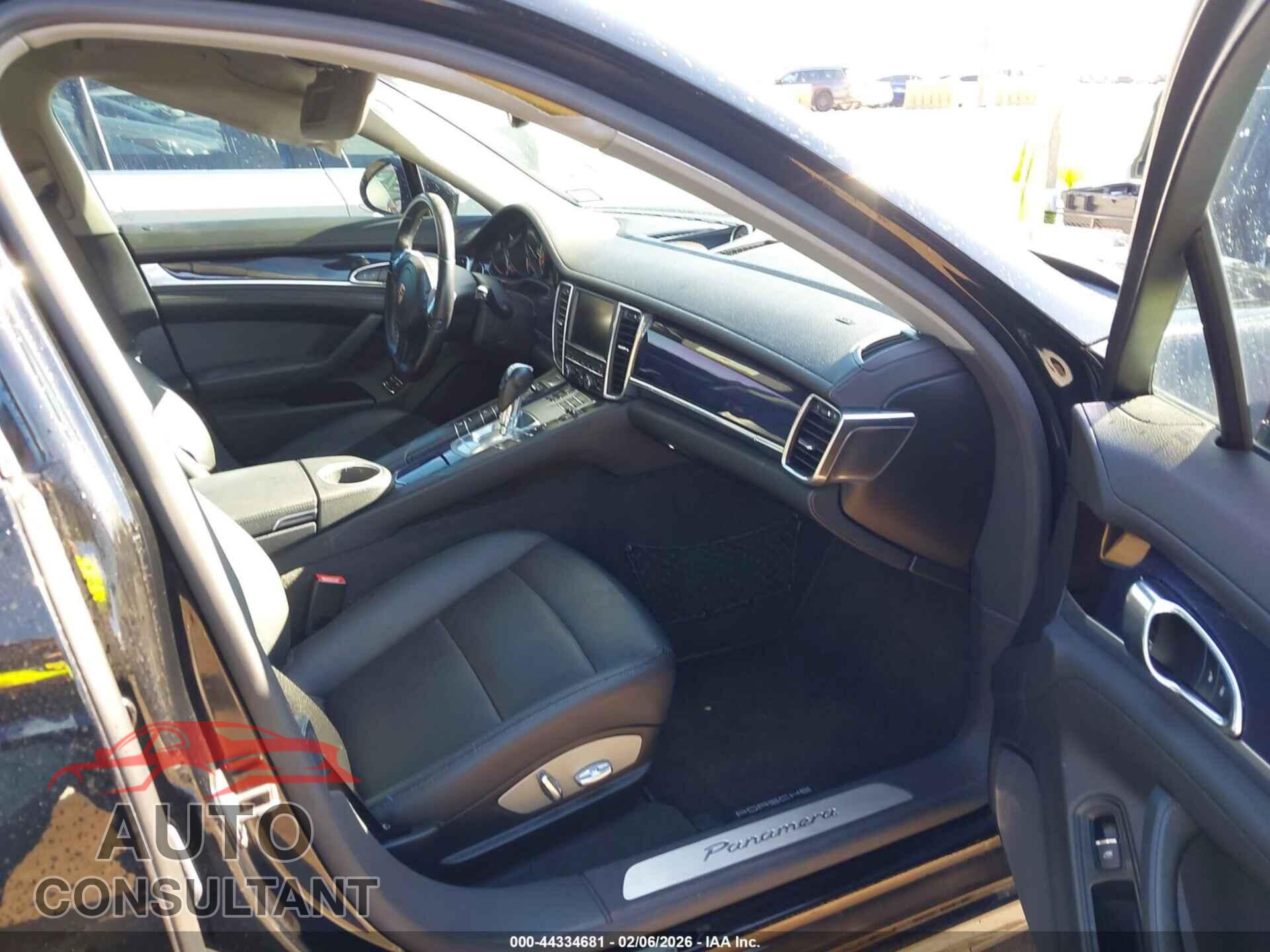 PORSCHE PANAMERA 2014 - WP0AA2A79EL009200