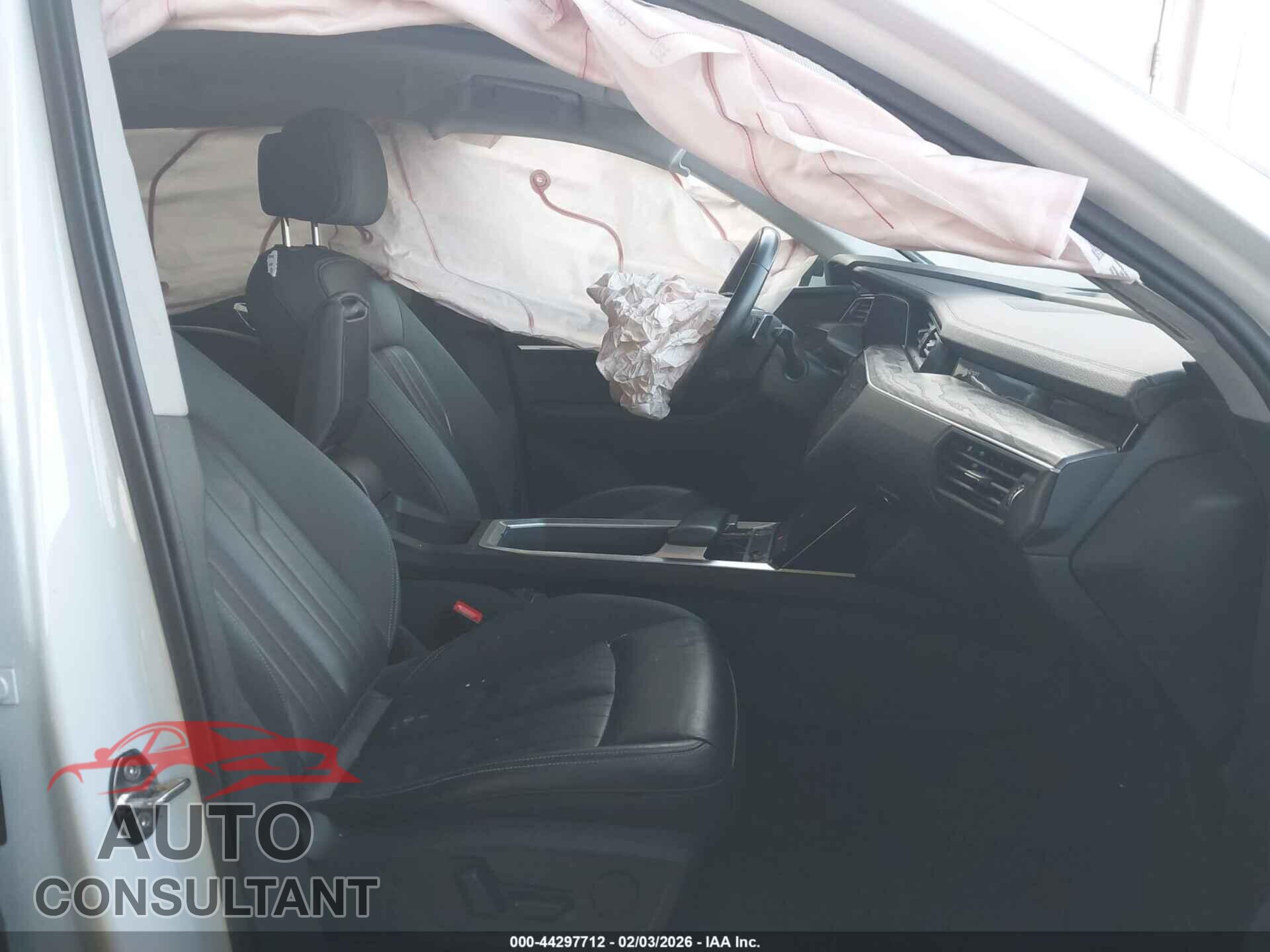 AUDI E-TRON 2021 - WA1AAAGE2MB007500